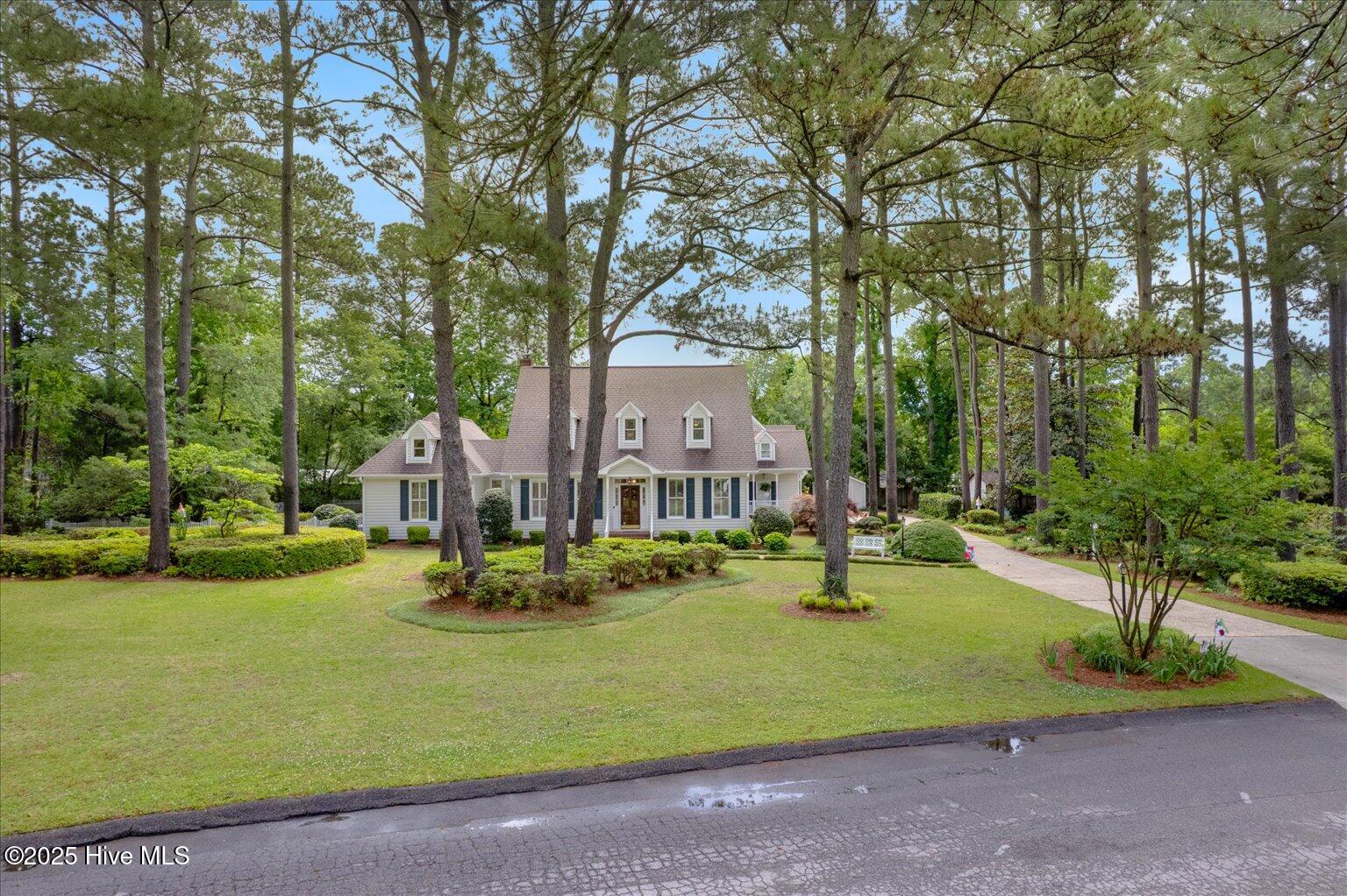 2313 New Orleans Place Property Photo 2