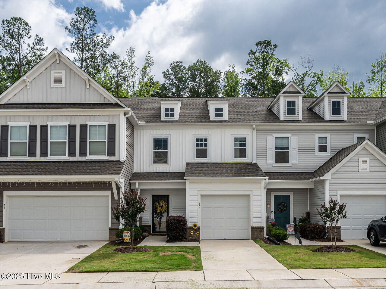 80 Willow Green Drive Property Photo