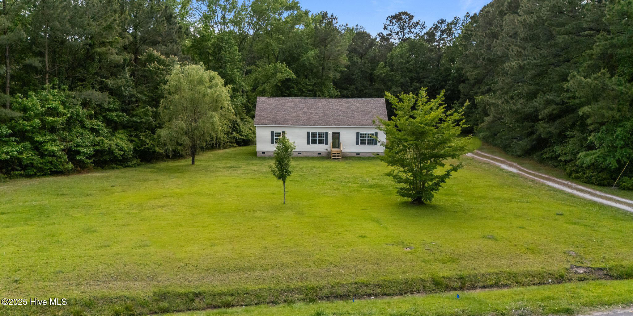 103 Meadowview Road Property Photo