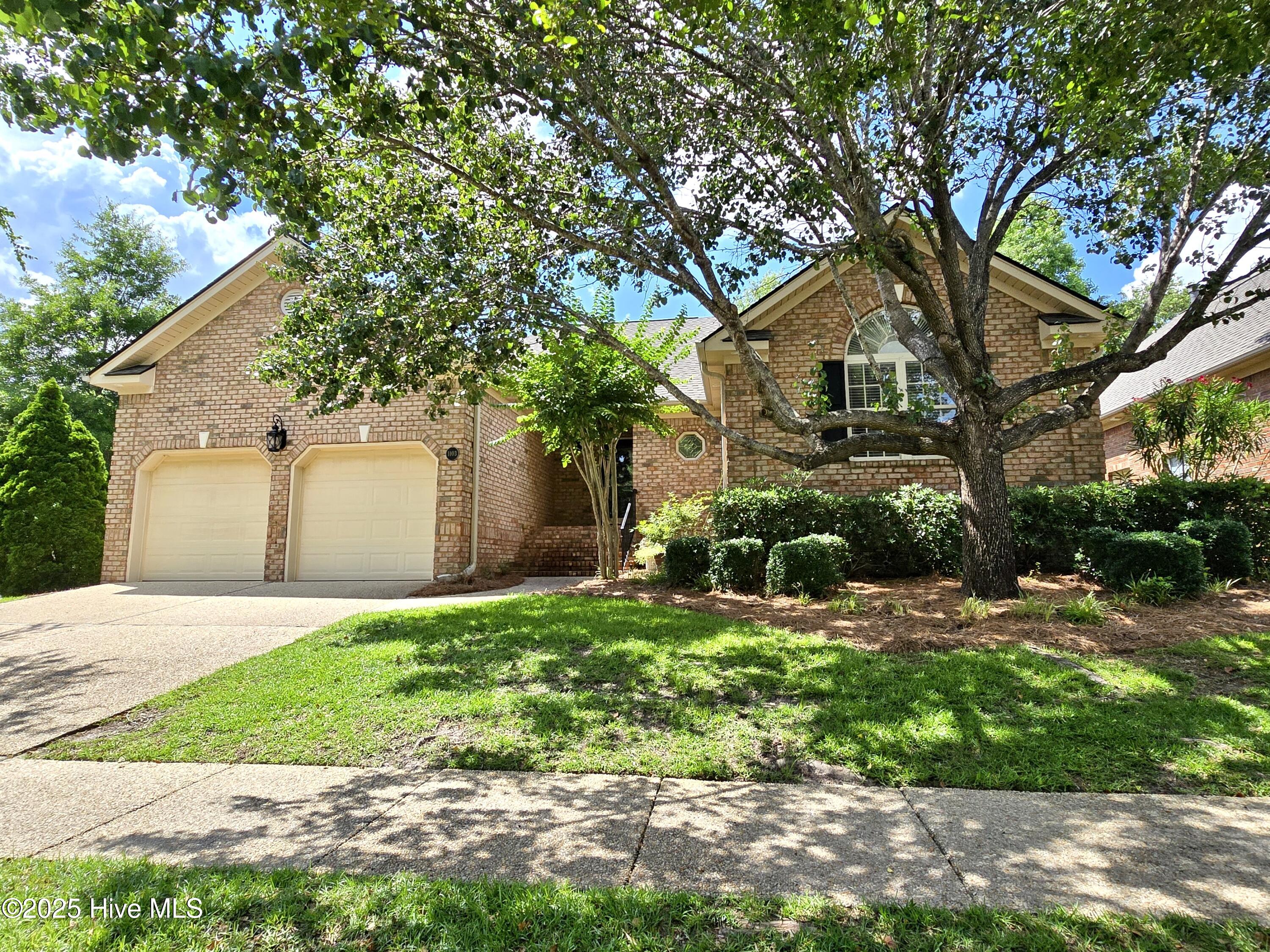 1103 Groppo Cove Property Photo 1