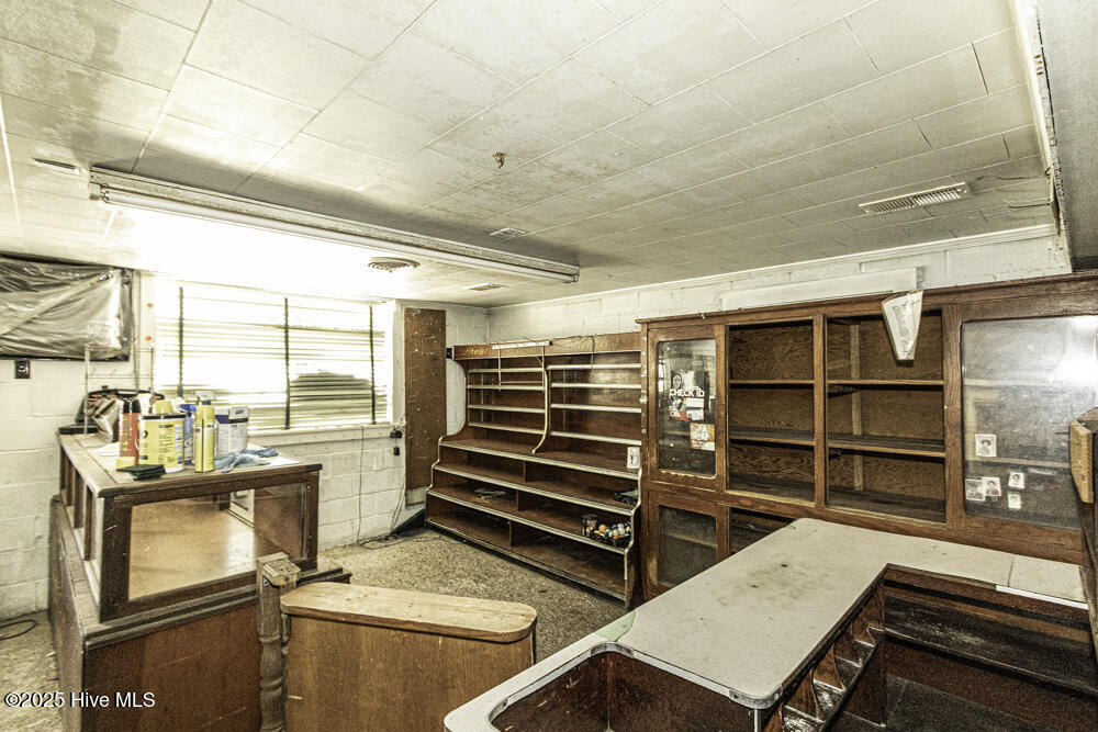 102 Roberson Street Property Photo 16