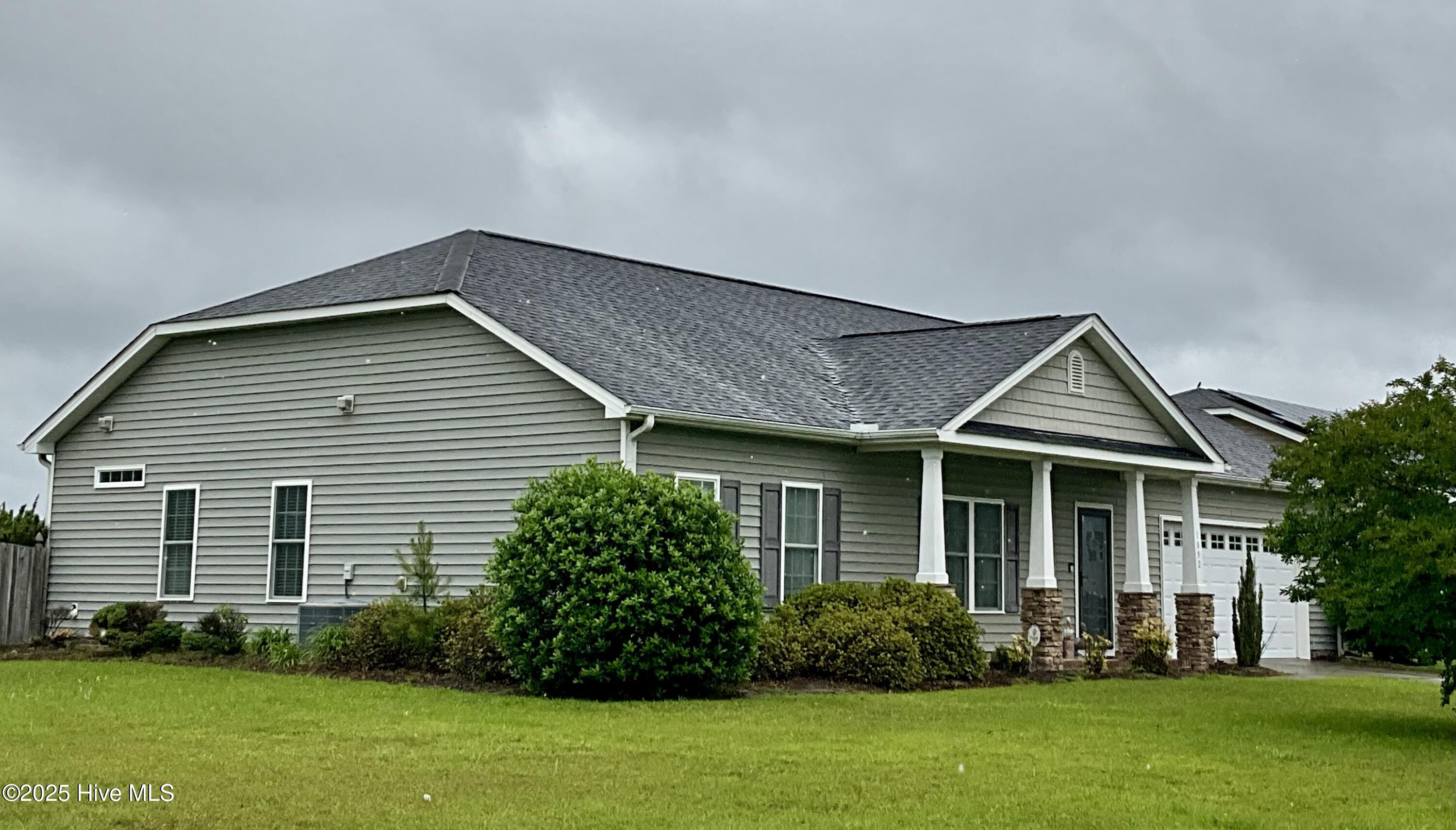 1052 Ellery Drive Property Photo