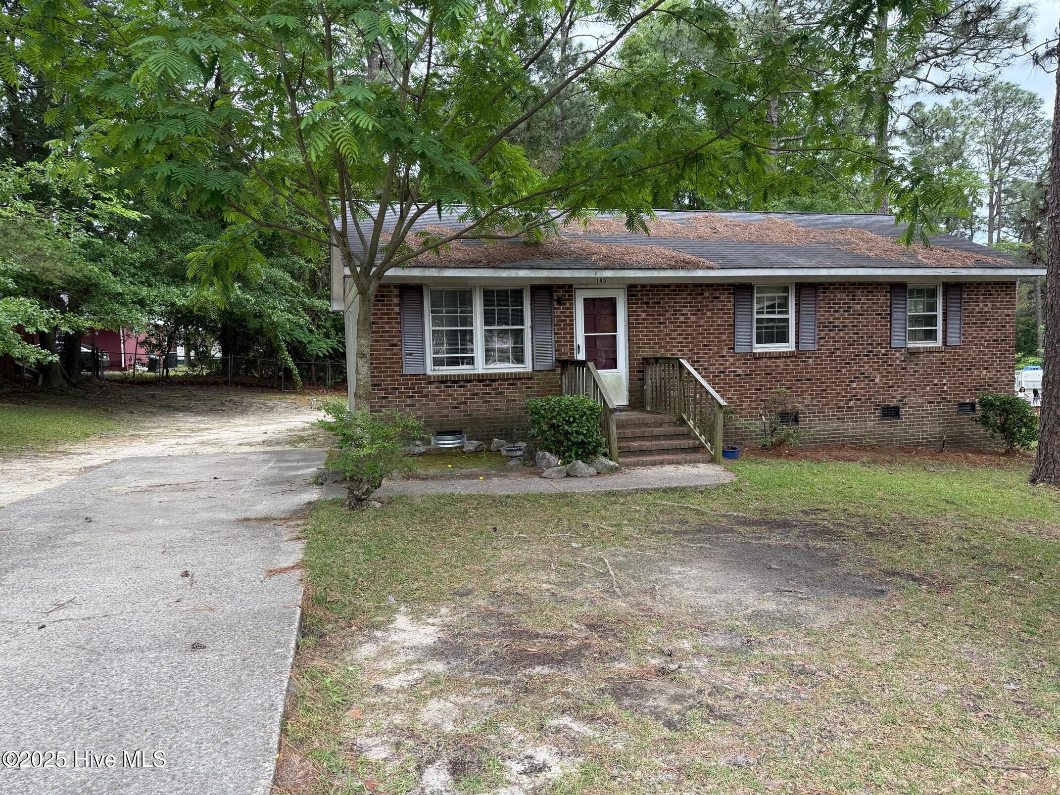 185 Cox Street Property Photo