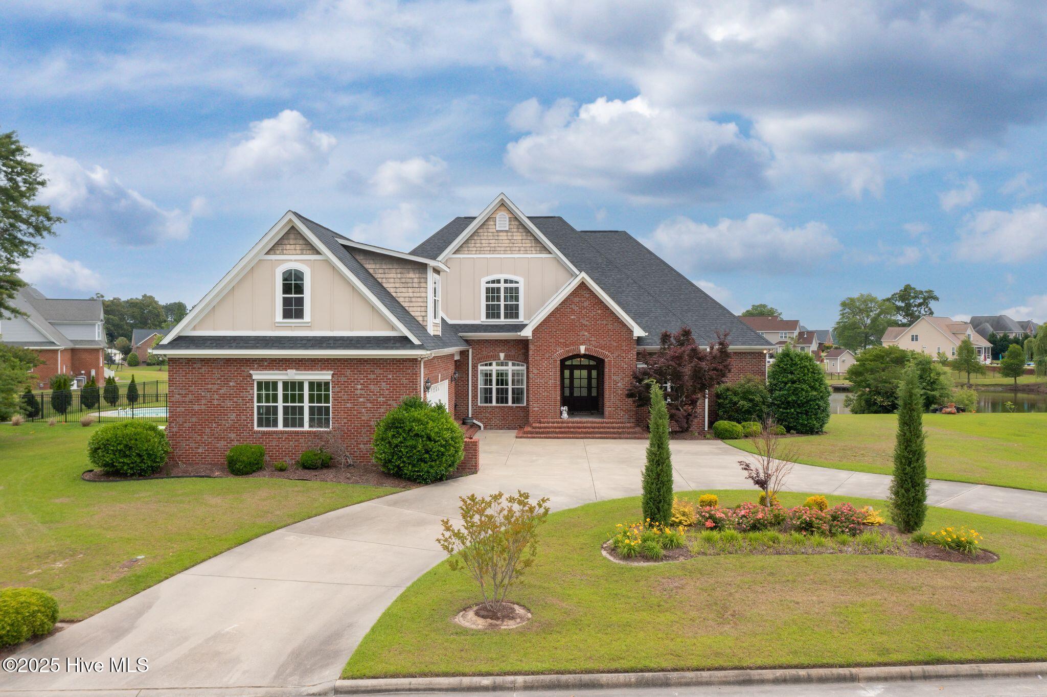111 Rollingwood Drive Property Photo