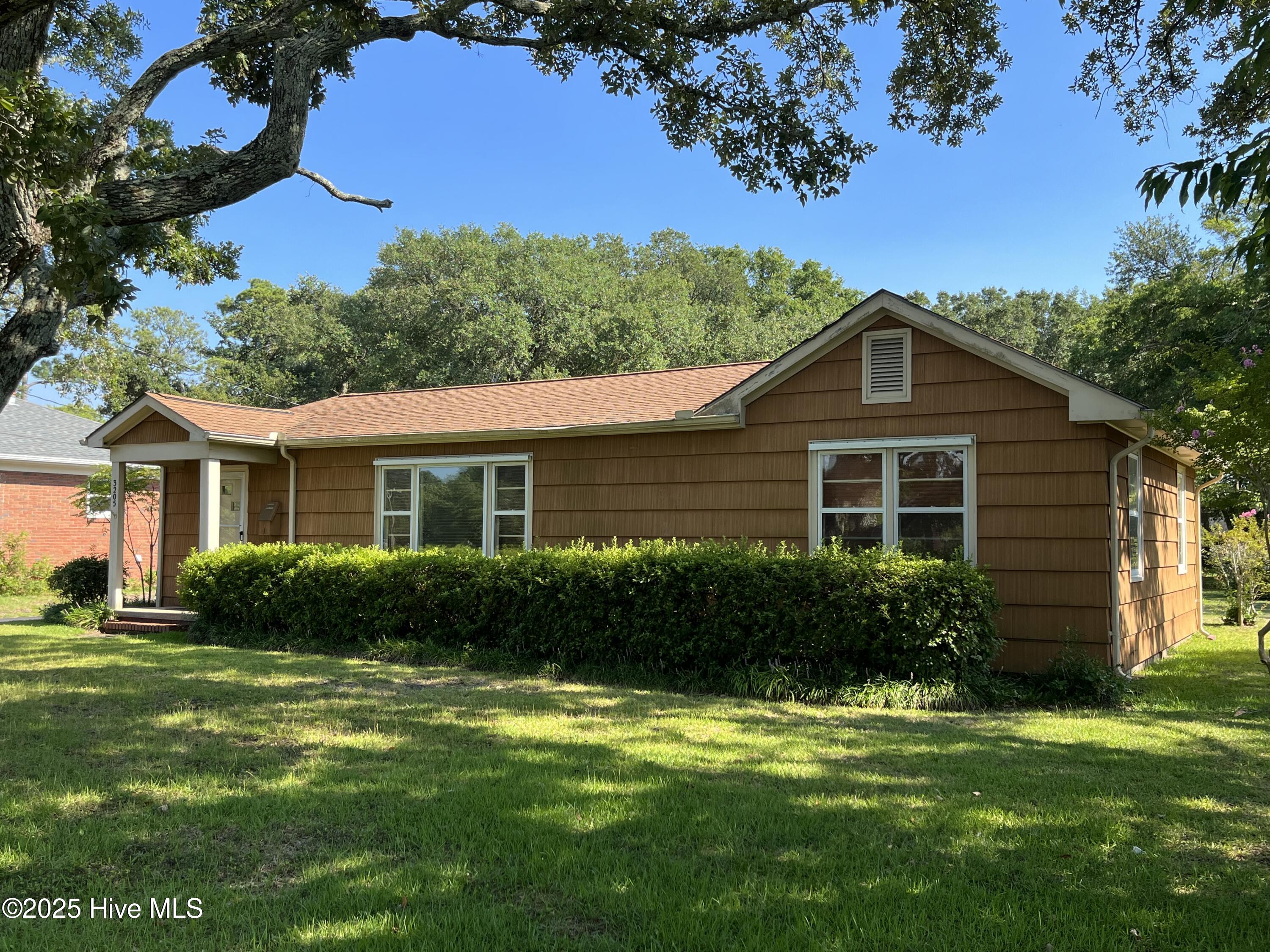 3205 Bridges Street Property Photo