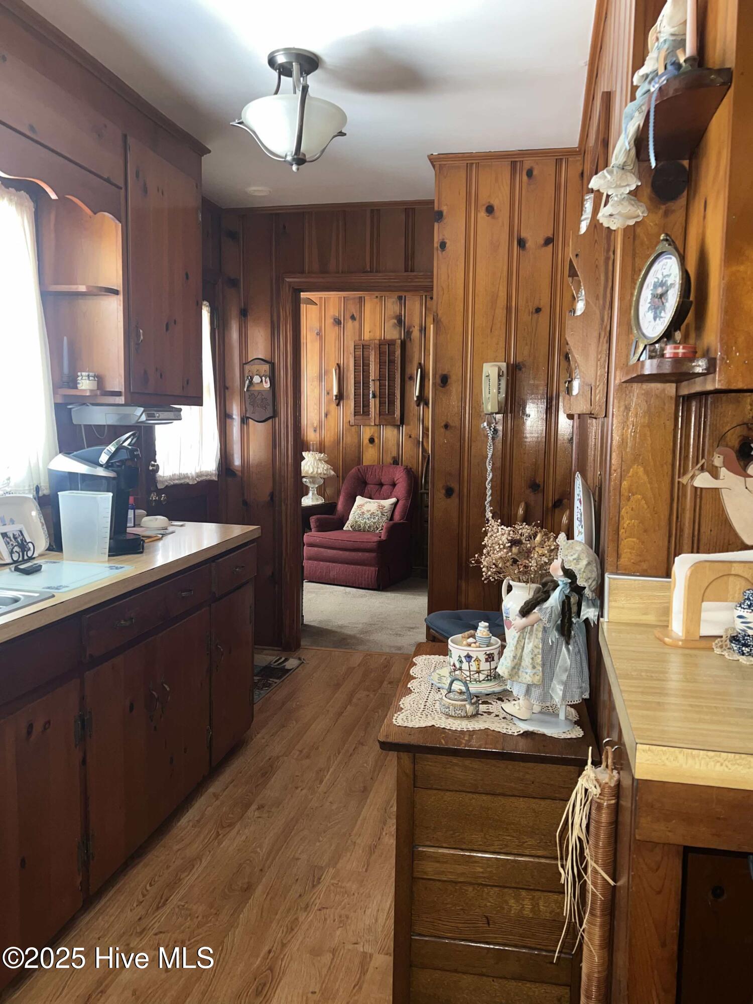 215 Nunn Street Property Photo 8