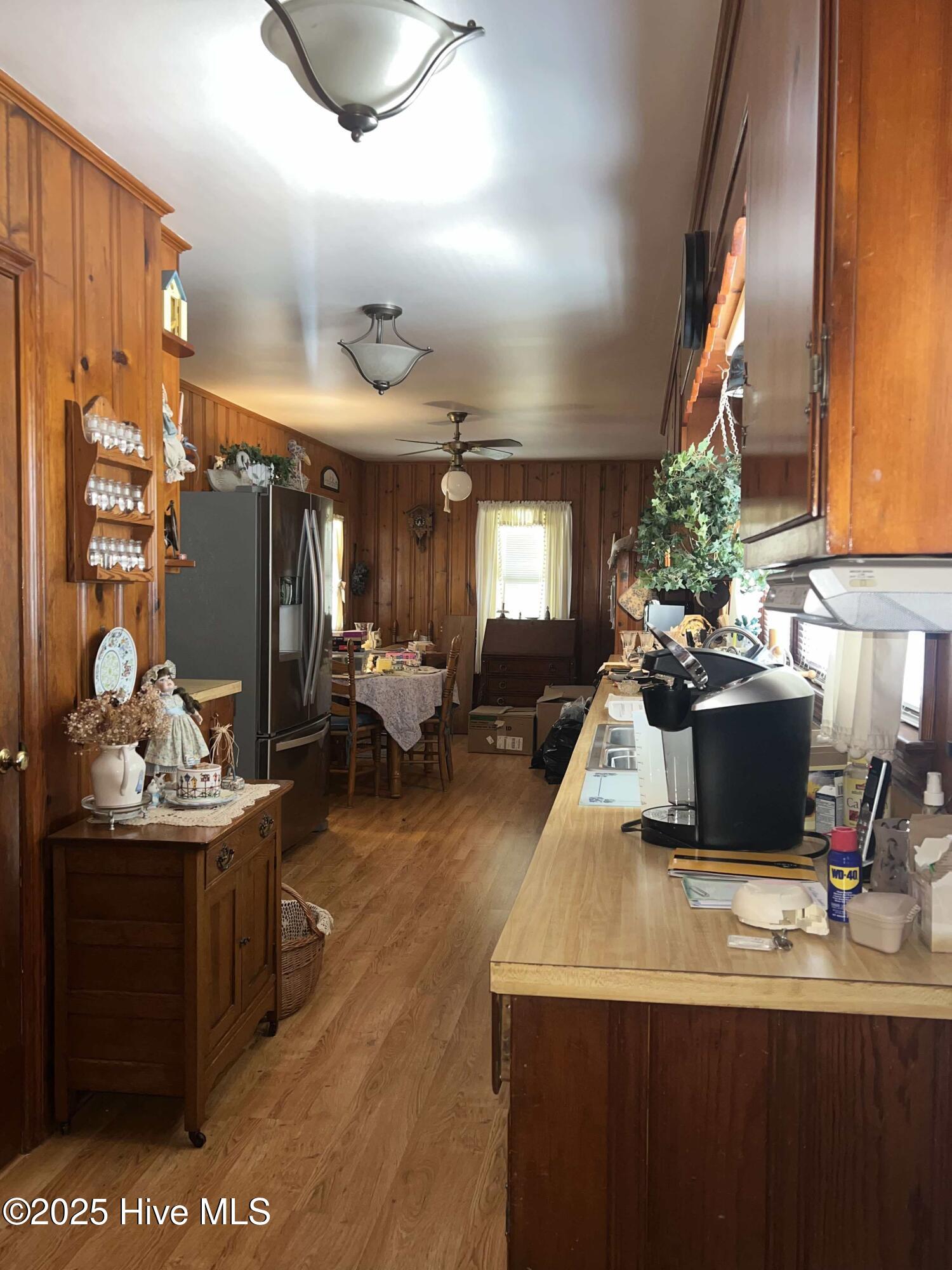 215 Nunn Street Property Photo 9