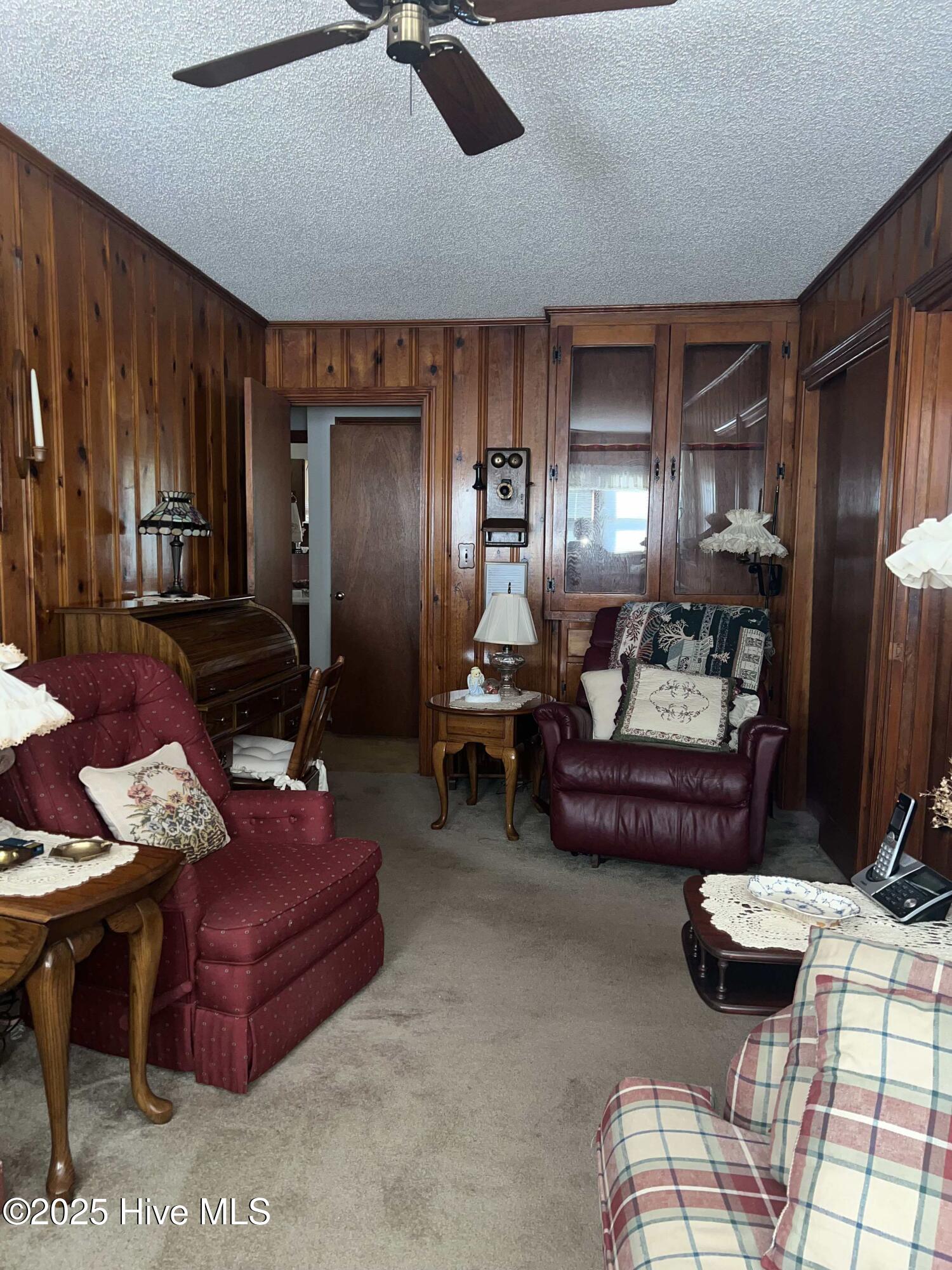 215 Nunn Street Property Photo 13