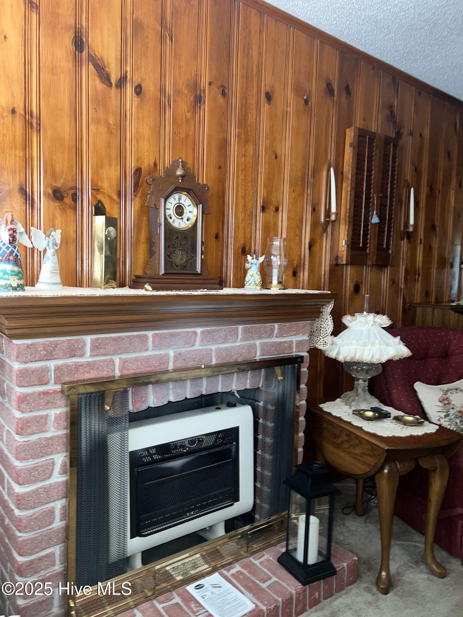215 Nunn Street Property Photo 16