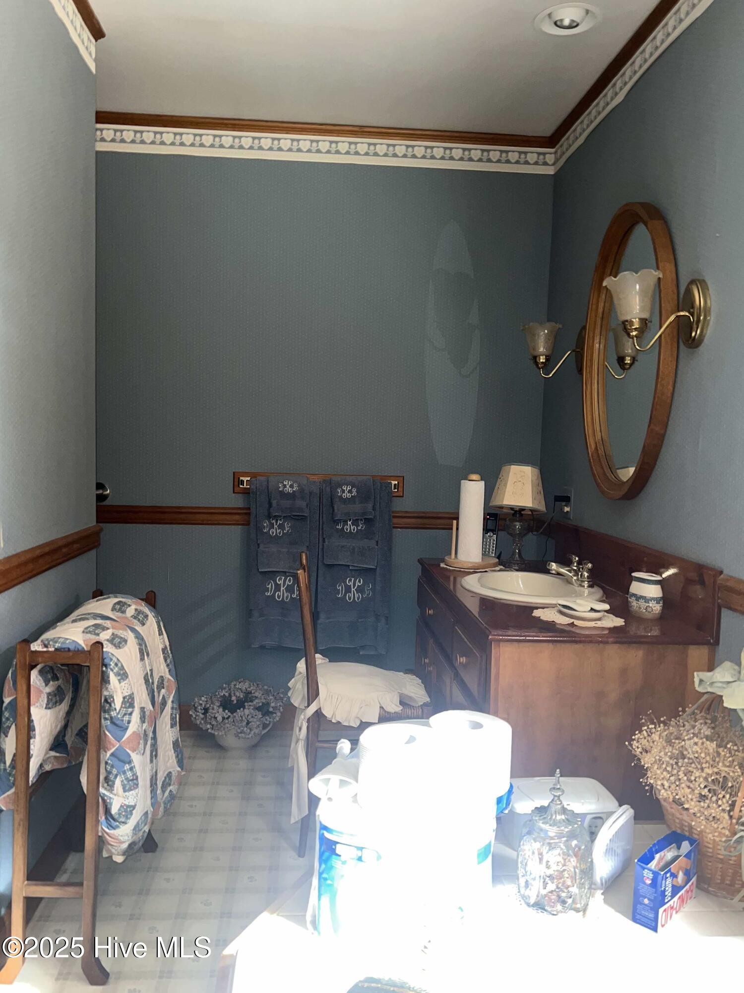 215 Nunn Street Property Photo 28