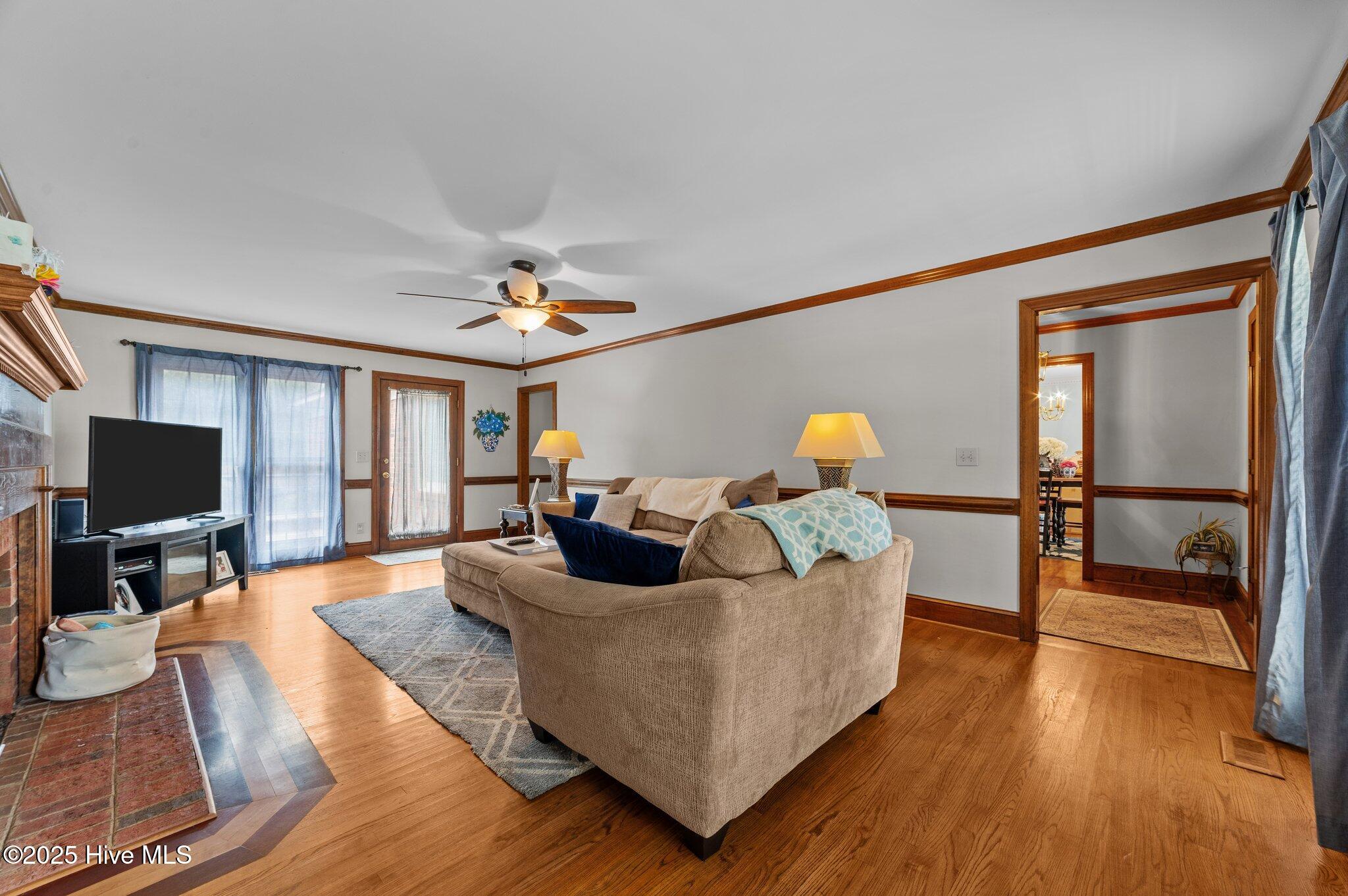 1702 Woodwind Drive Property Photo 14