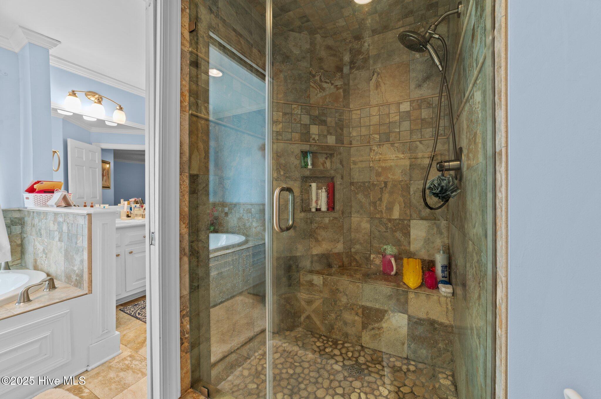 1702 Woodwind Drive Property Photo 27