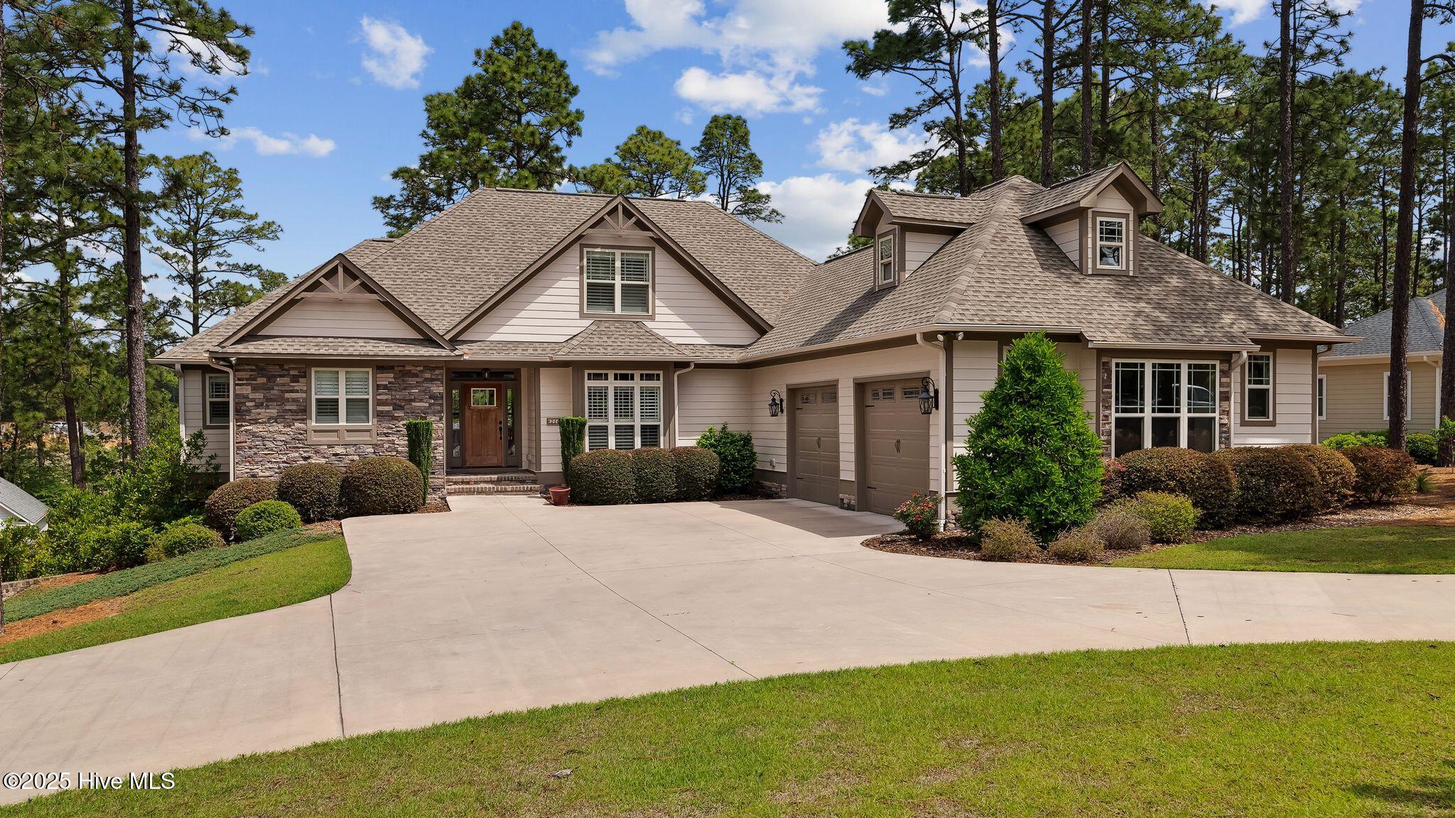 216 National Drive Property Photo