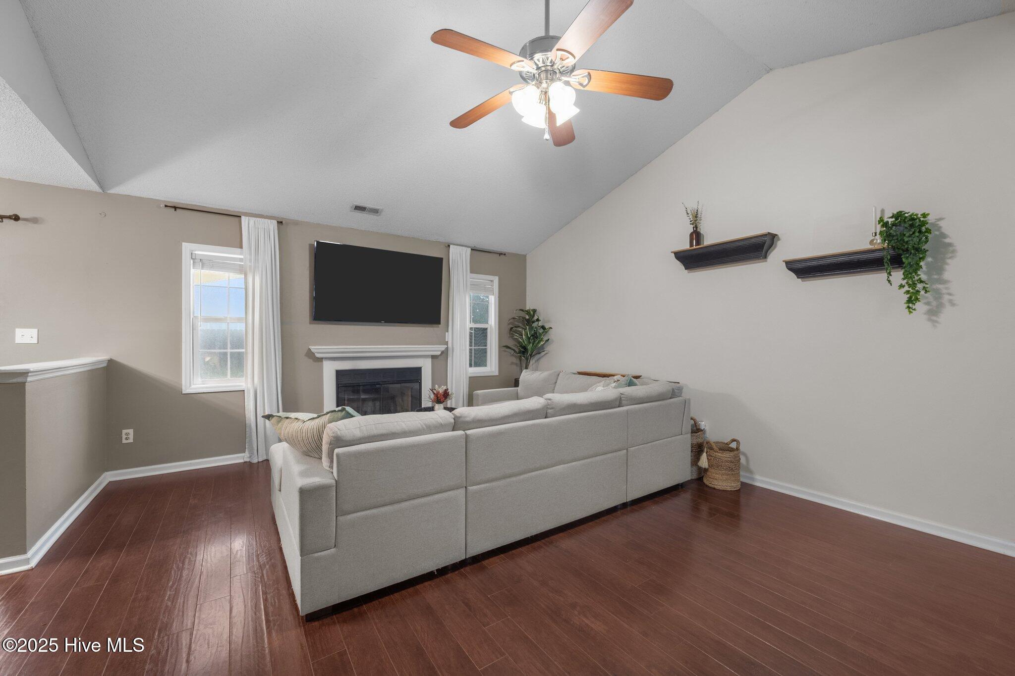 302 Mertz Court Property Photo 12