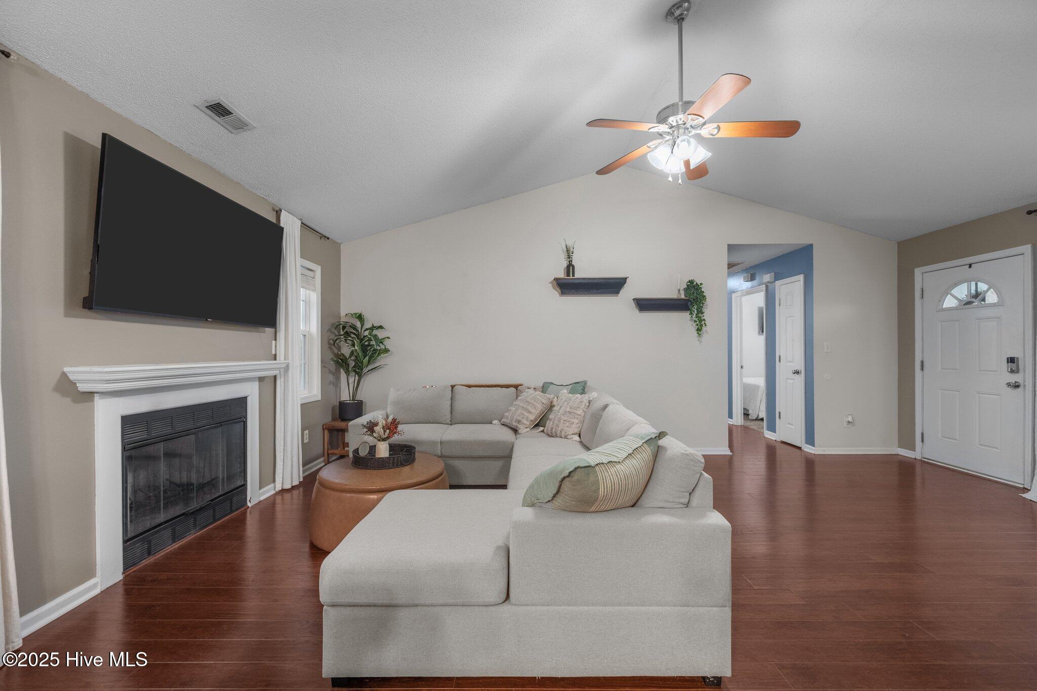 302 Mertz Court Property Photo 13