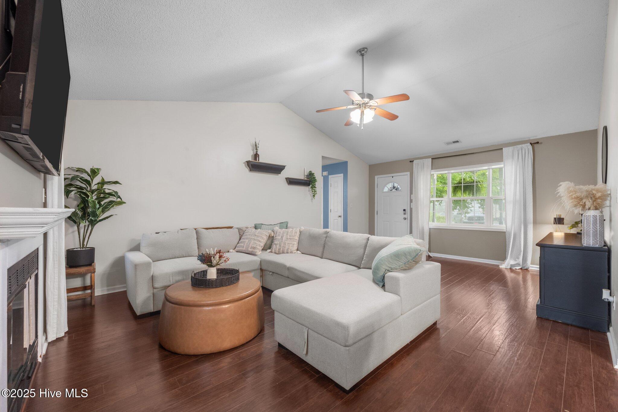 302 Mertz Court Property Photo 15