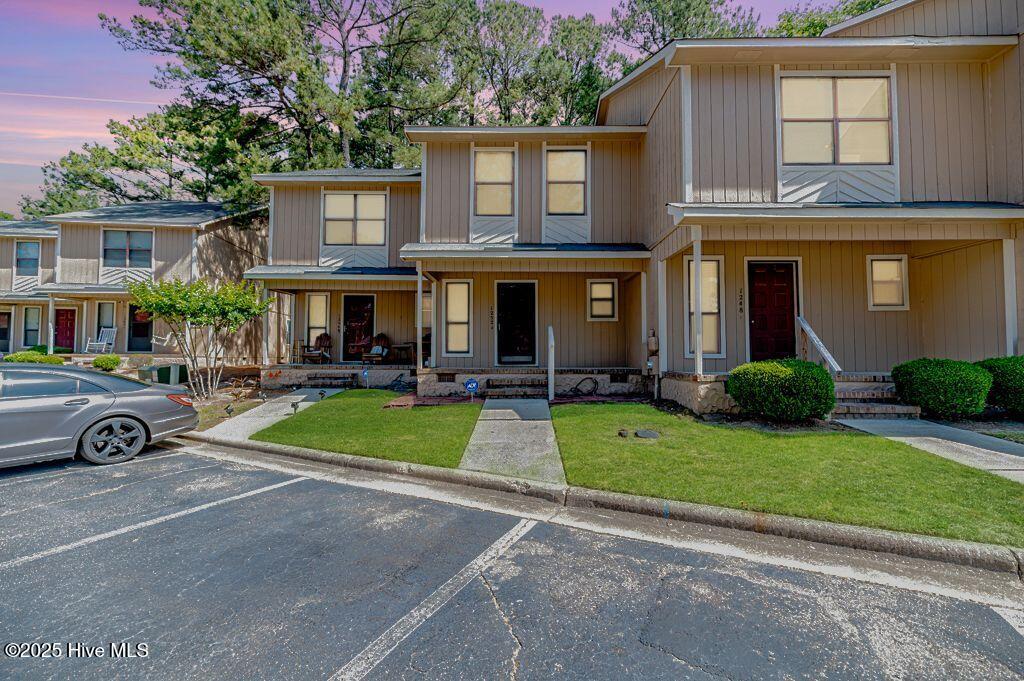 1252 N Forest Drive Property Photo