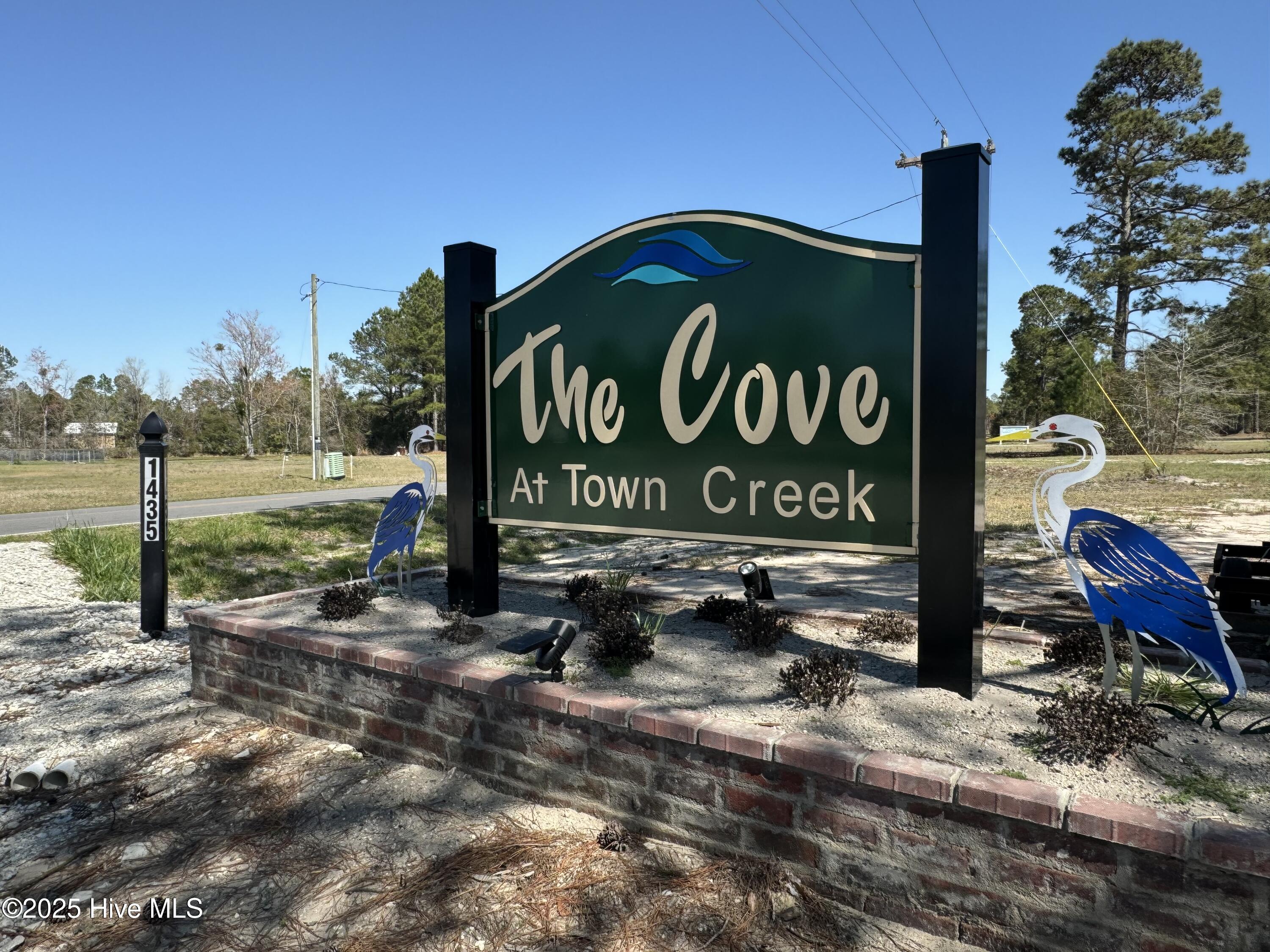 1435 Green Hill Road Property Photo 1