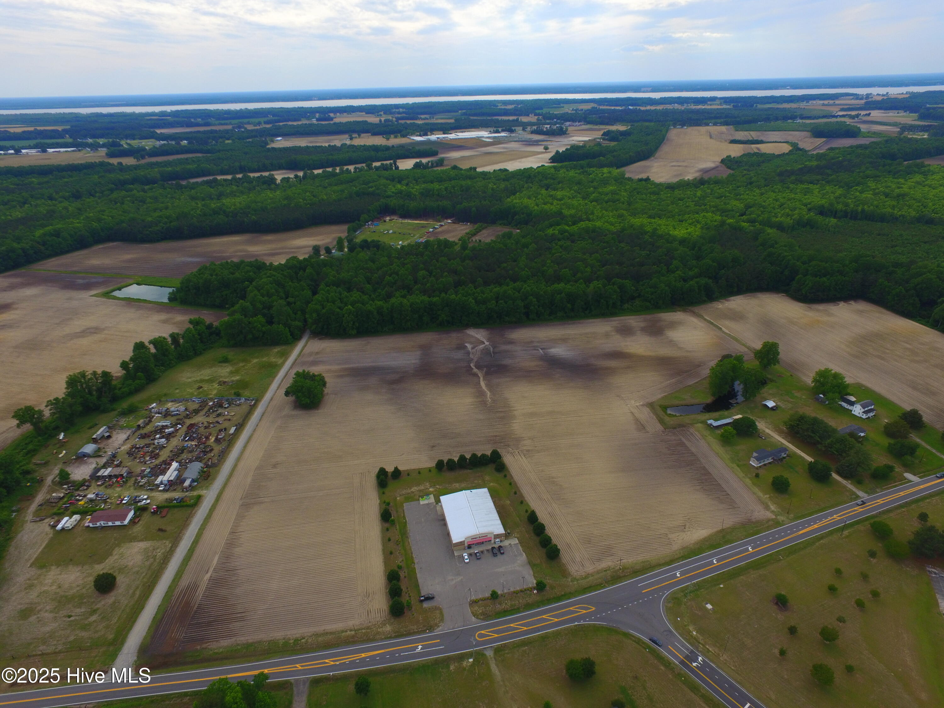 1823 Virginia Road Property Photo 28