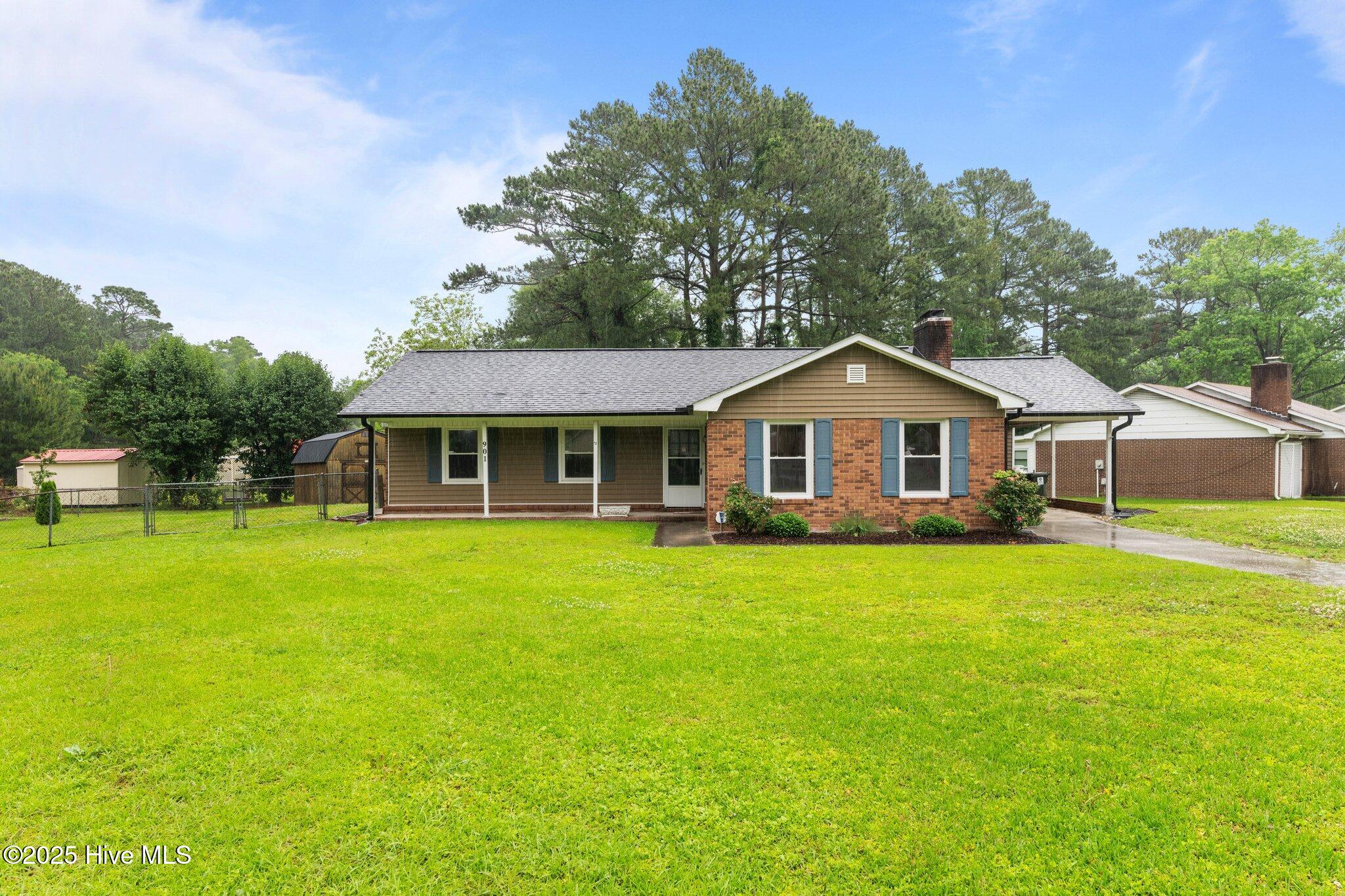 901 Colony Drive Property Image