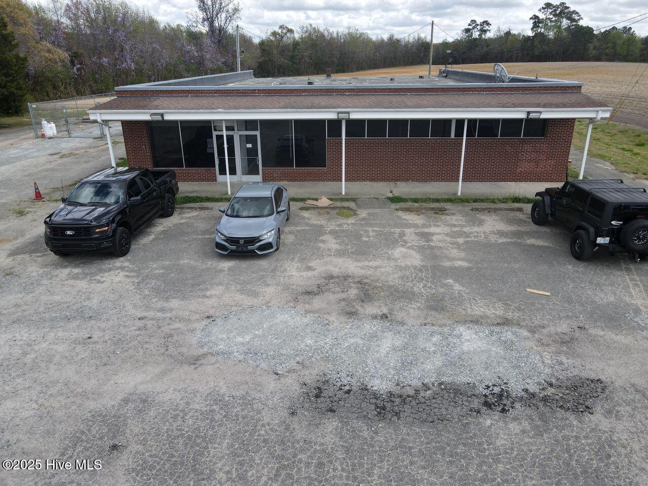 2585 Highway 11 Highway 1 Property Photo