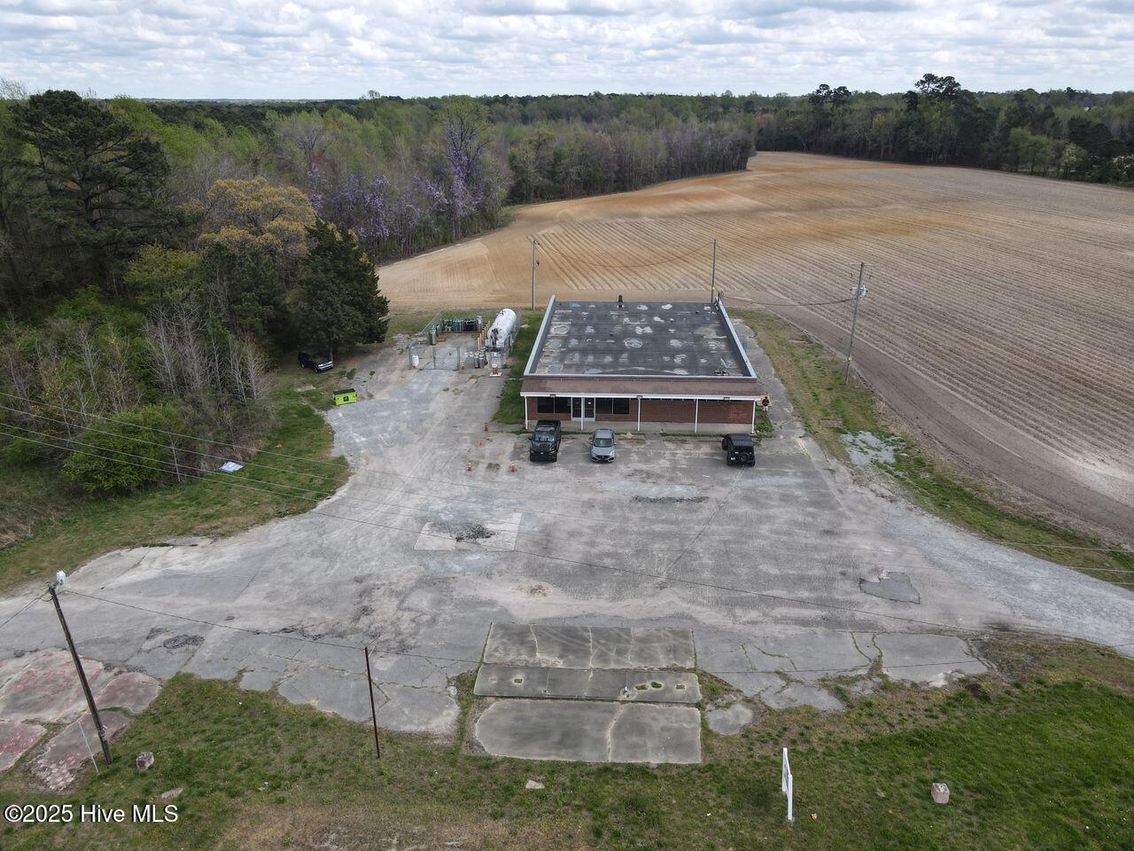 2585 Highway 11 Highway 1 Property Photo 2