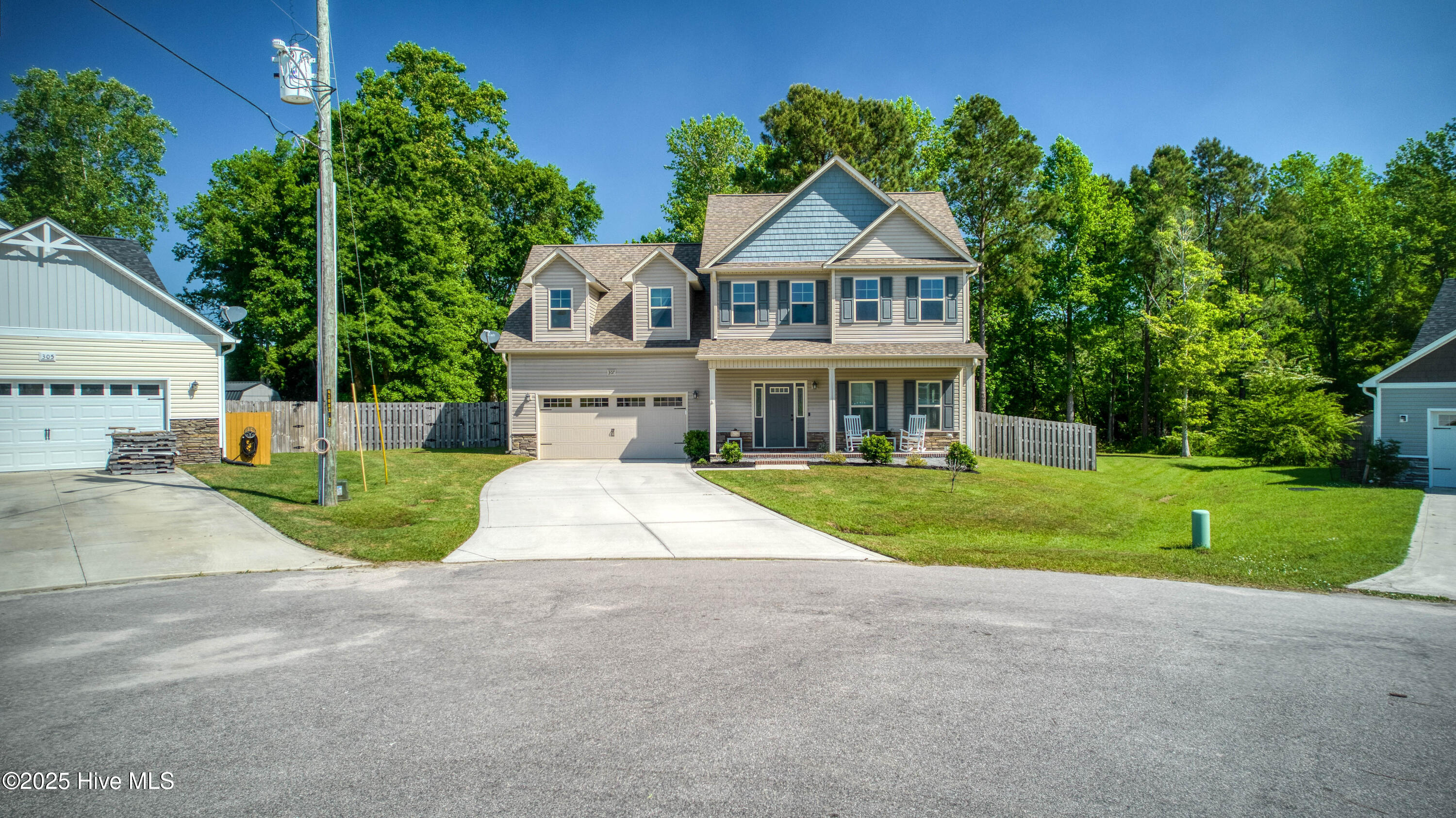 307 Windward Landing Property Photo 1