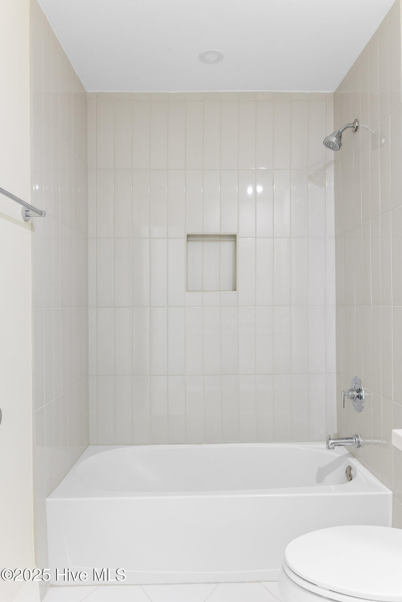1800 Canal Drive 202 Property Photo 22