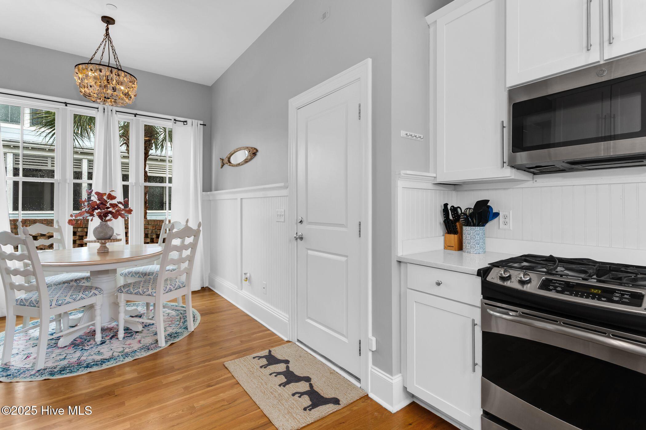 6413 Chalfont Circle Property Photo 15