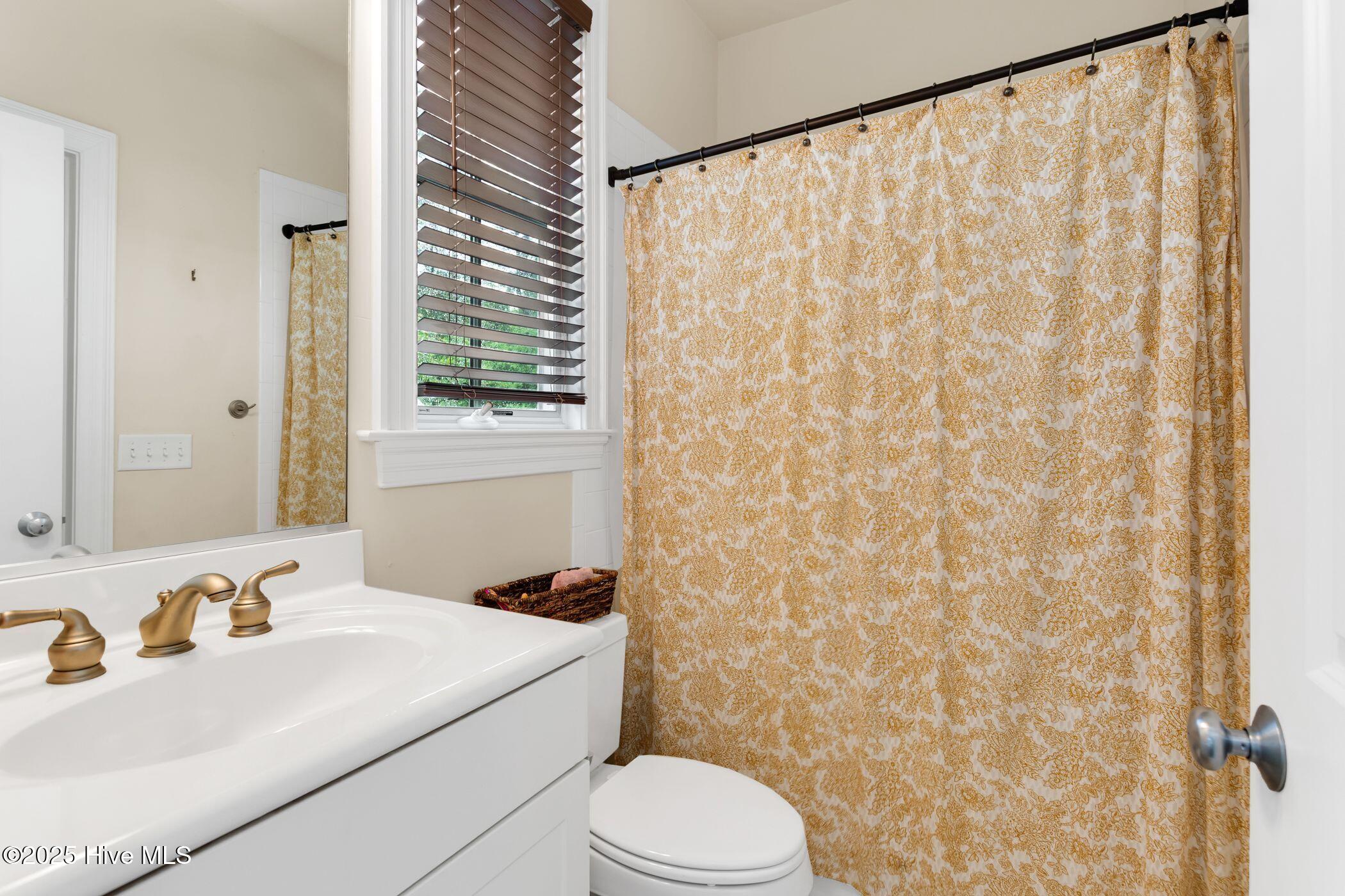 6413 Chalfont Circle Property Photo 18