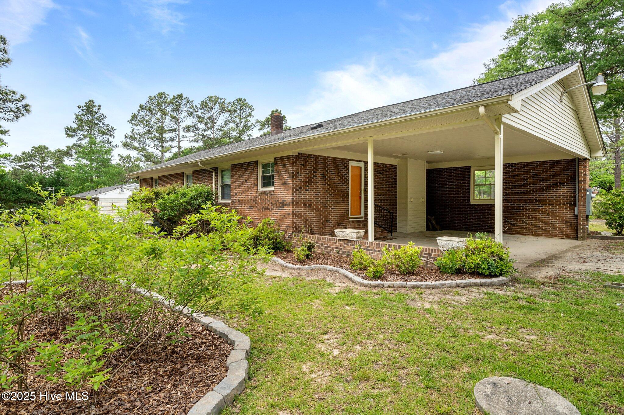 1504 Eastview Drive Property Photo 10