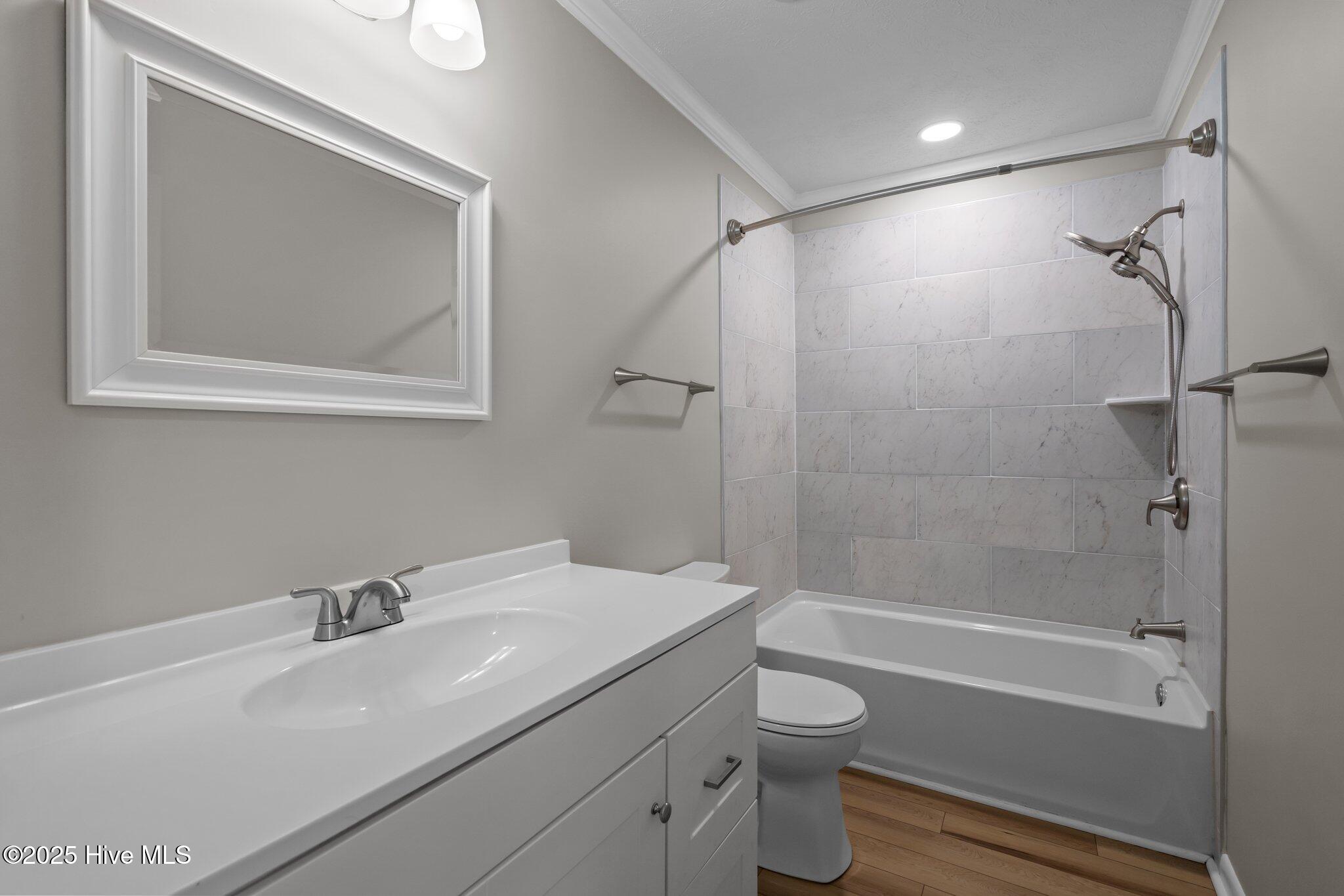 1504 Eastview Drive Property Photo 30
