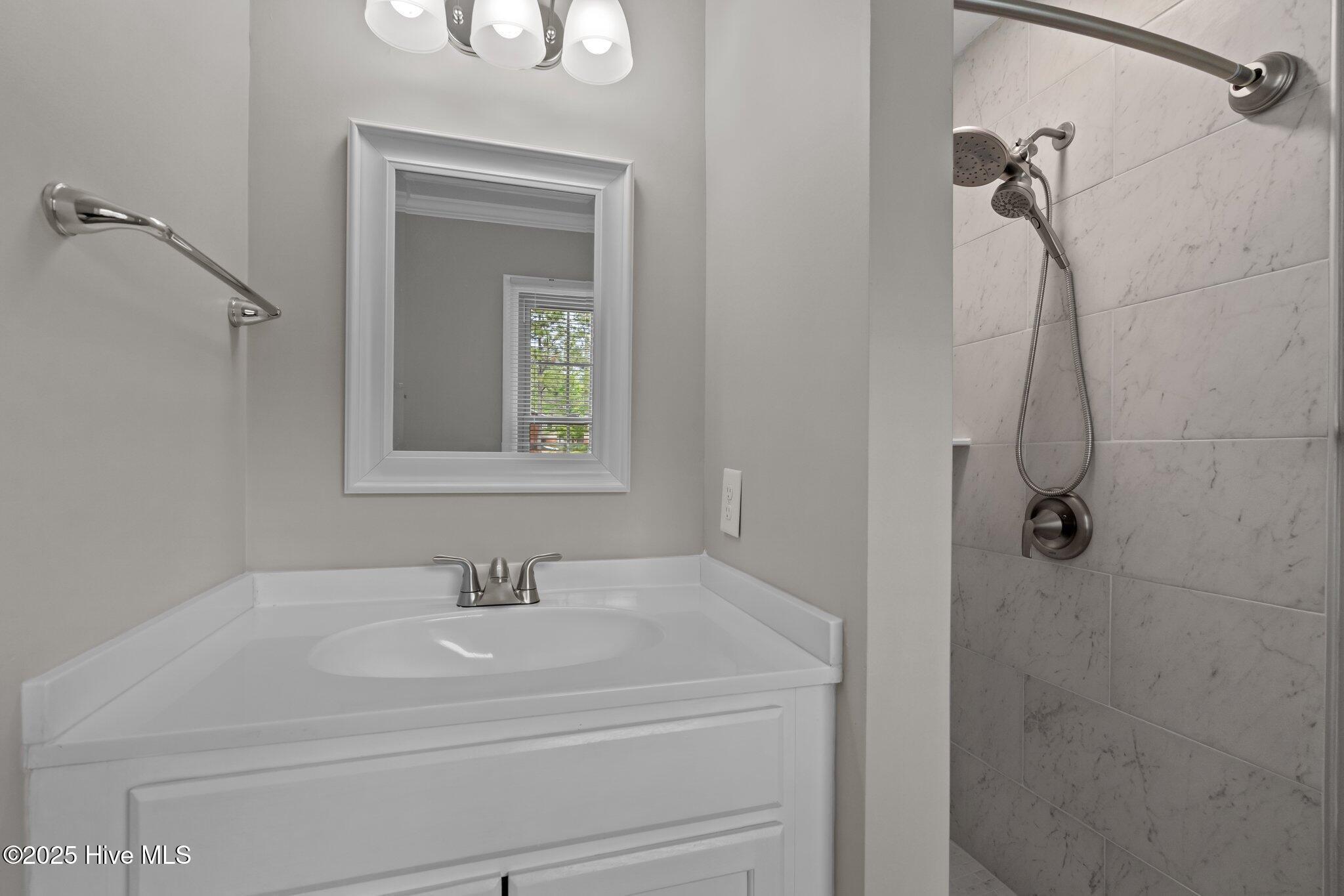 1504 Eastview Drive Property Photo 35