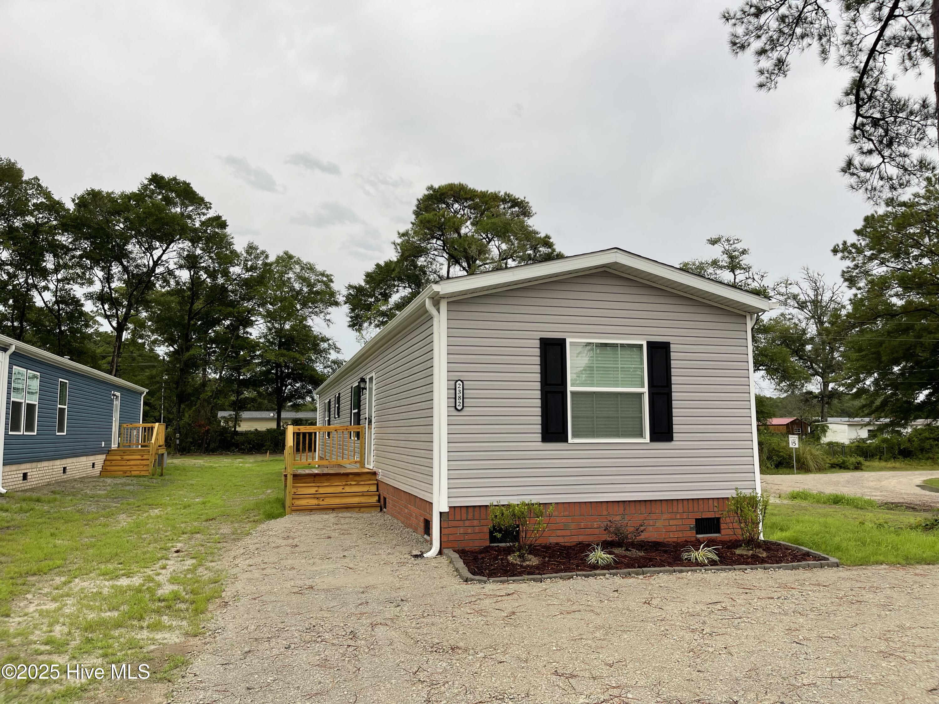 2382 Summer Place Drive Property Photo 1