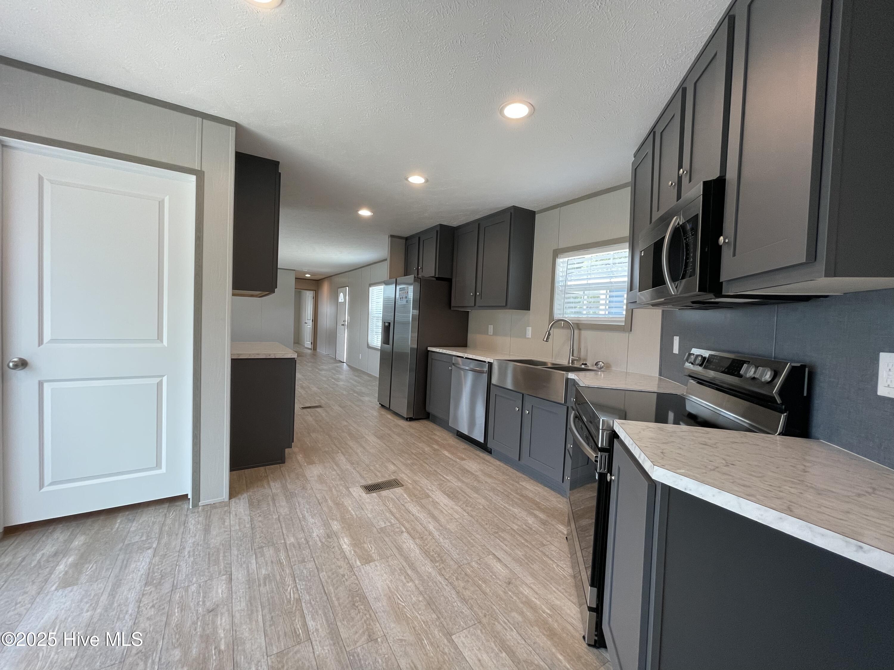 2382 Summer Place Drive Property Photo 6