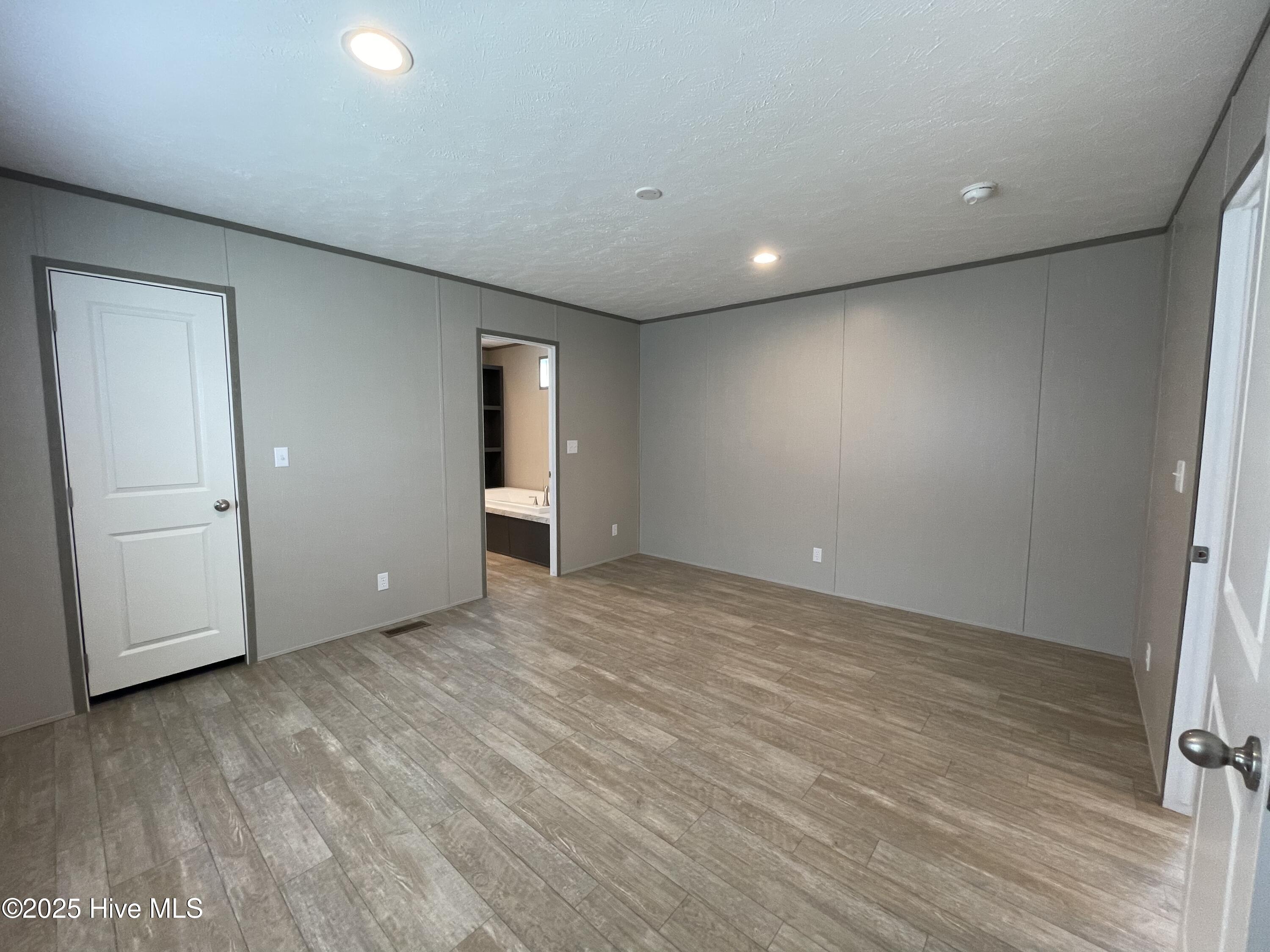 2382 Summer Place Drive Property Photo 12