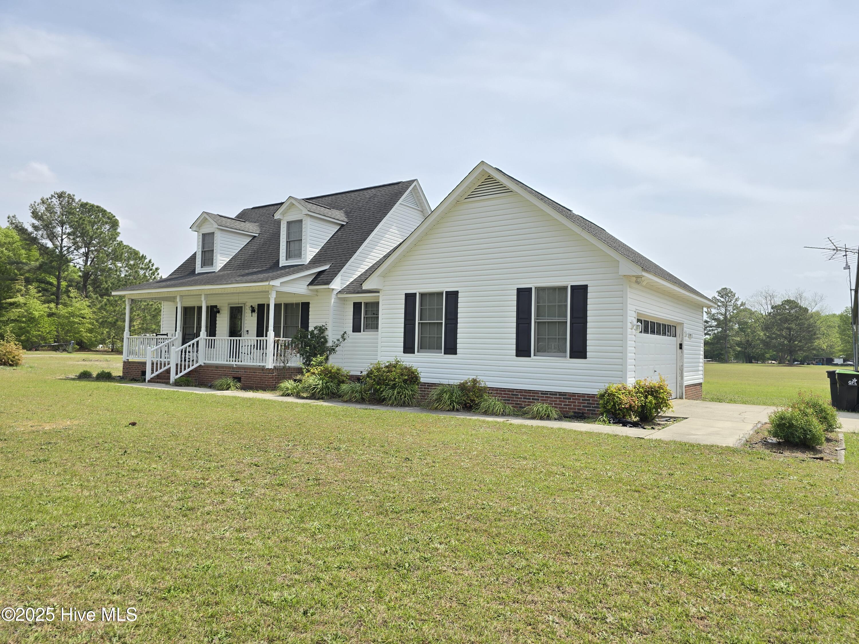 216 Chesters Road Property Photo 2