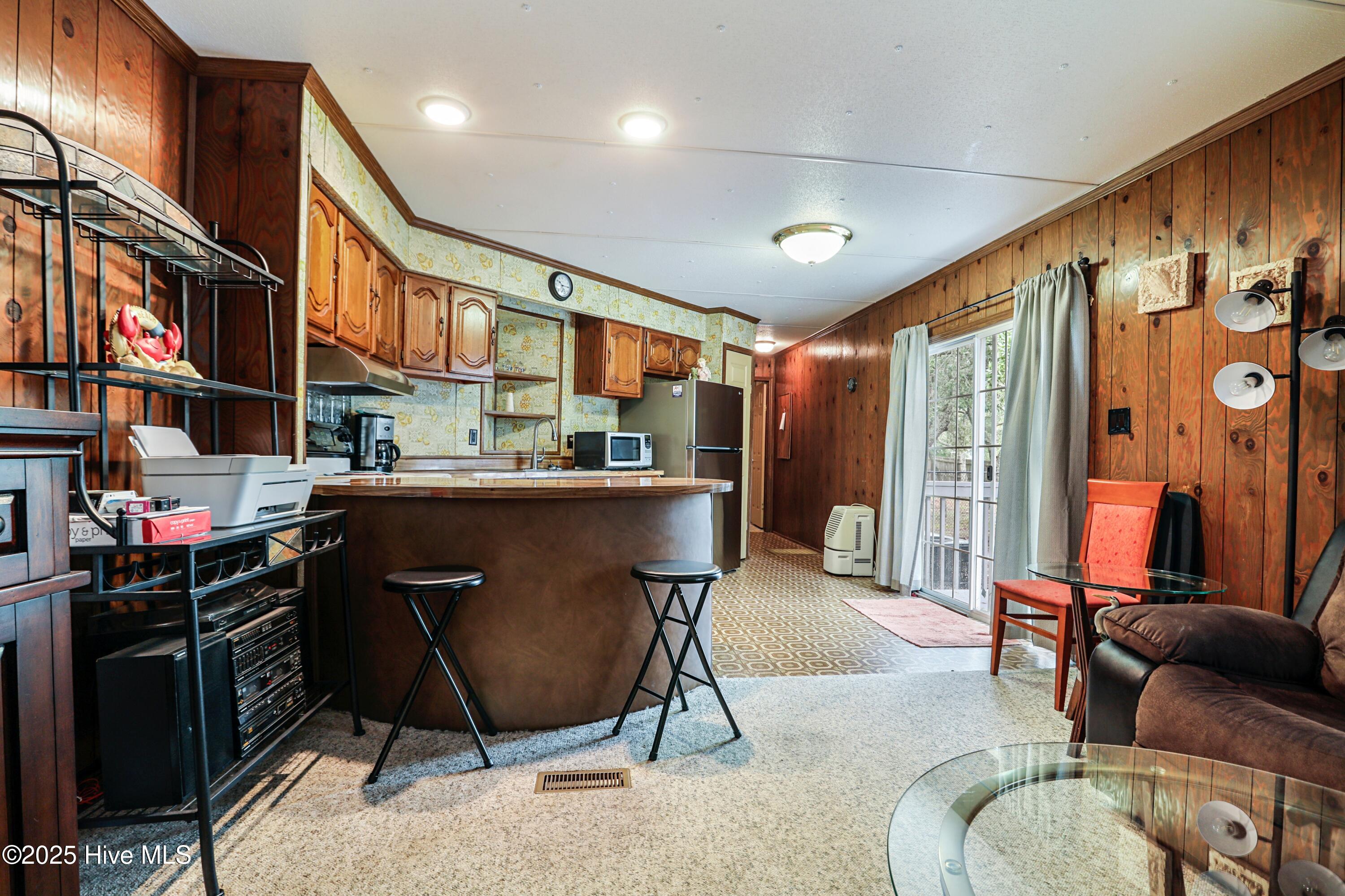 4676 Southgate Boulevard Property Photo 7