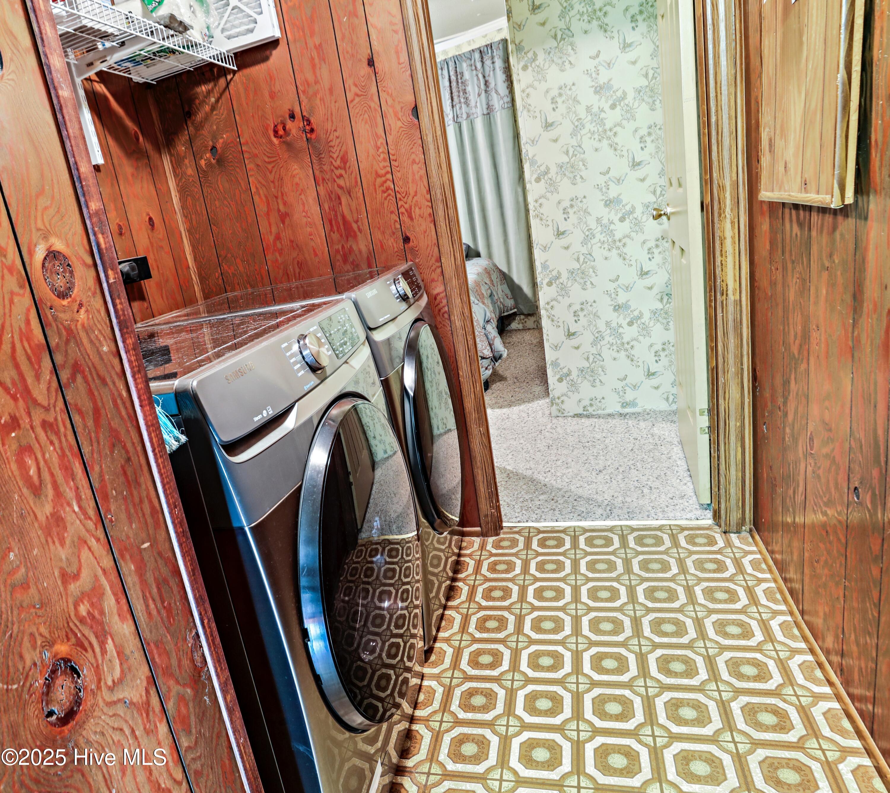 4676 Southgate Boulevard Property Photo 12