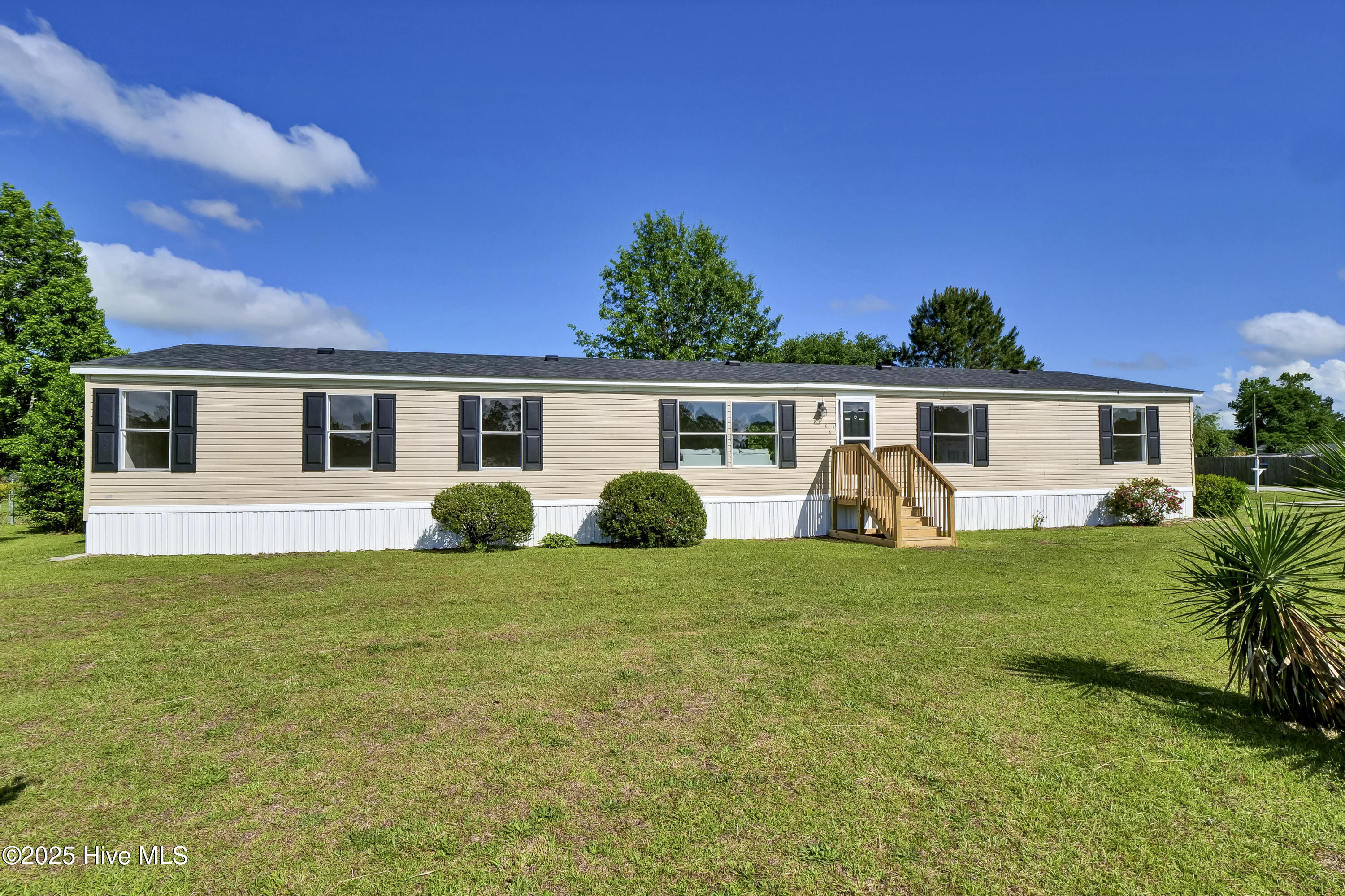 108 Paula Road Property Photo