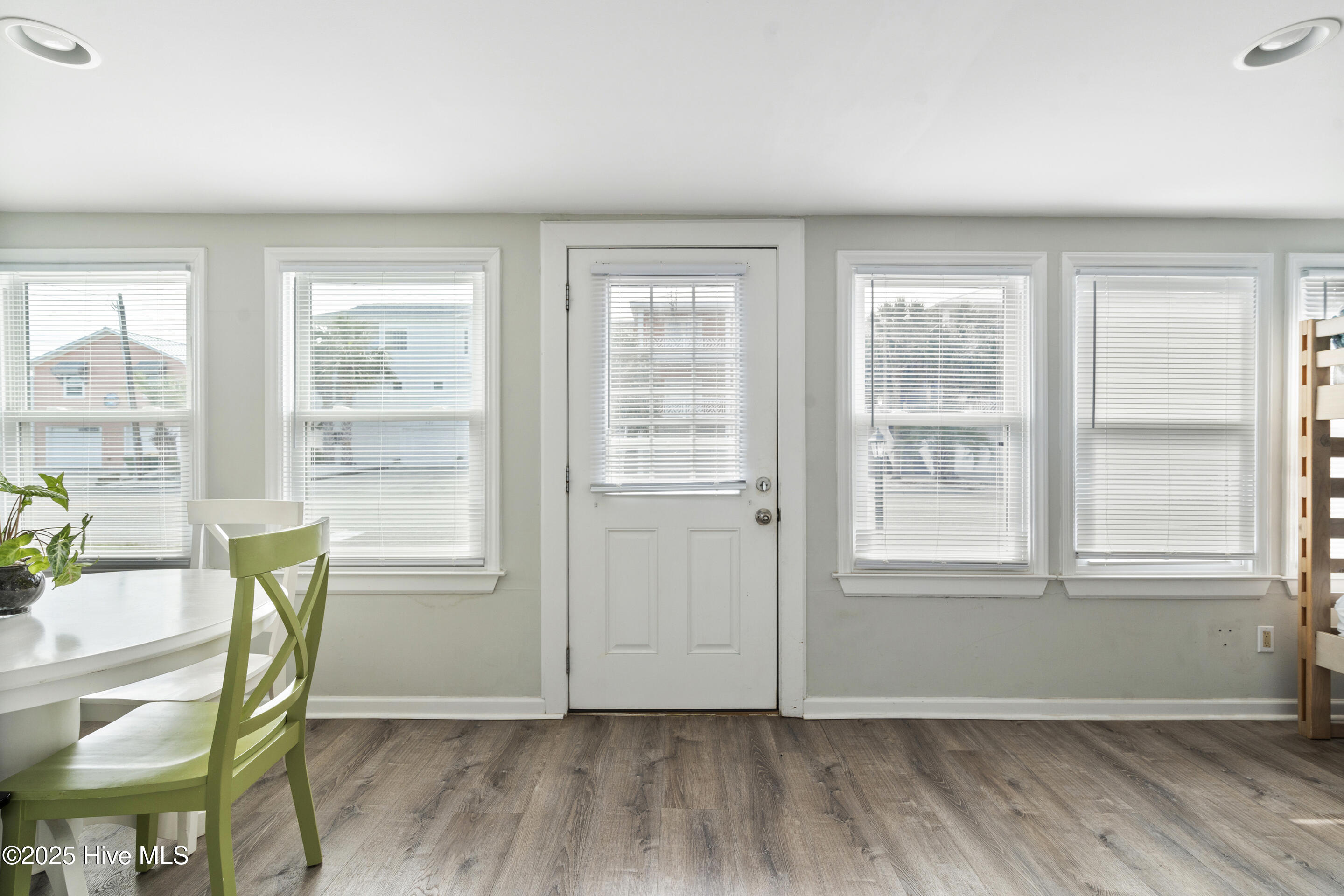 628 Fort Fisher Boulevard Property Photo