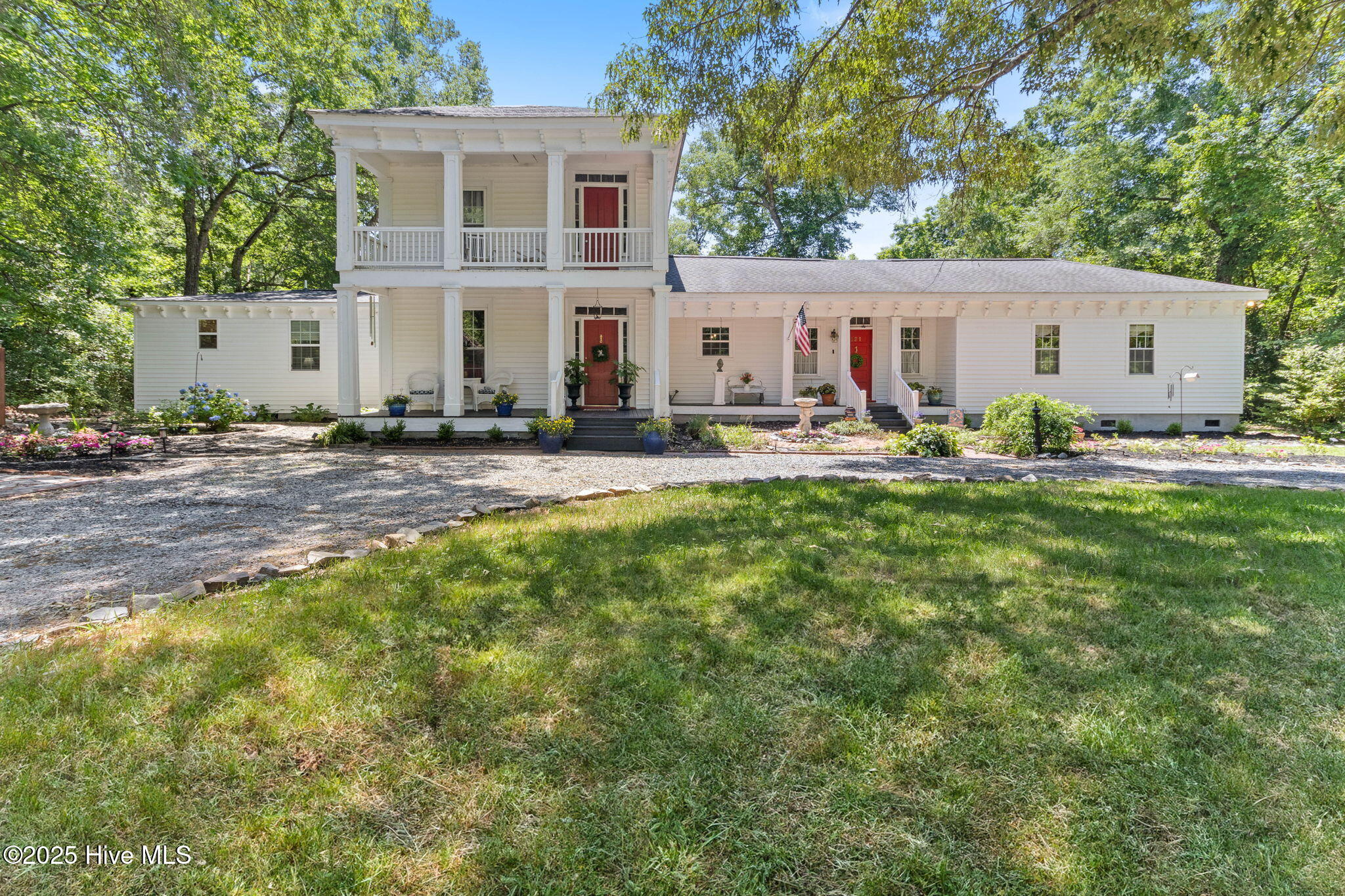 121 Dolphin Lane Property Photo