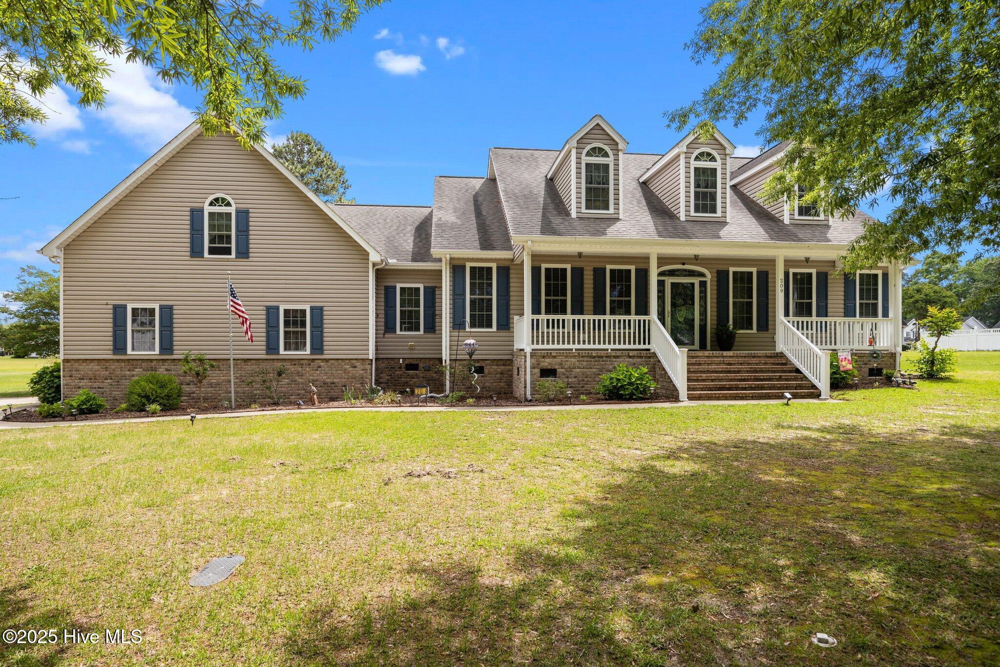 209 Oak Hill Drive Property Photo