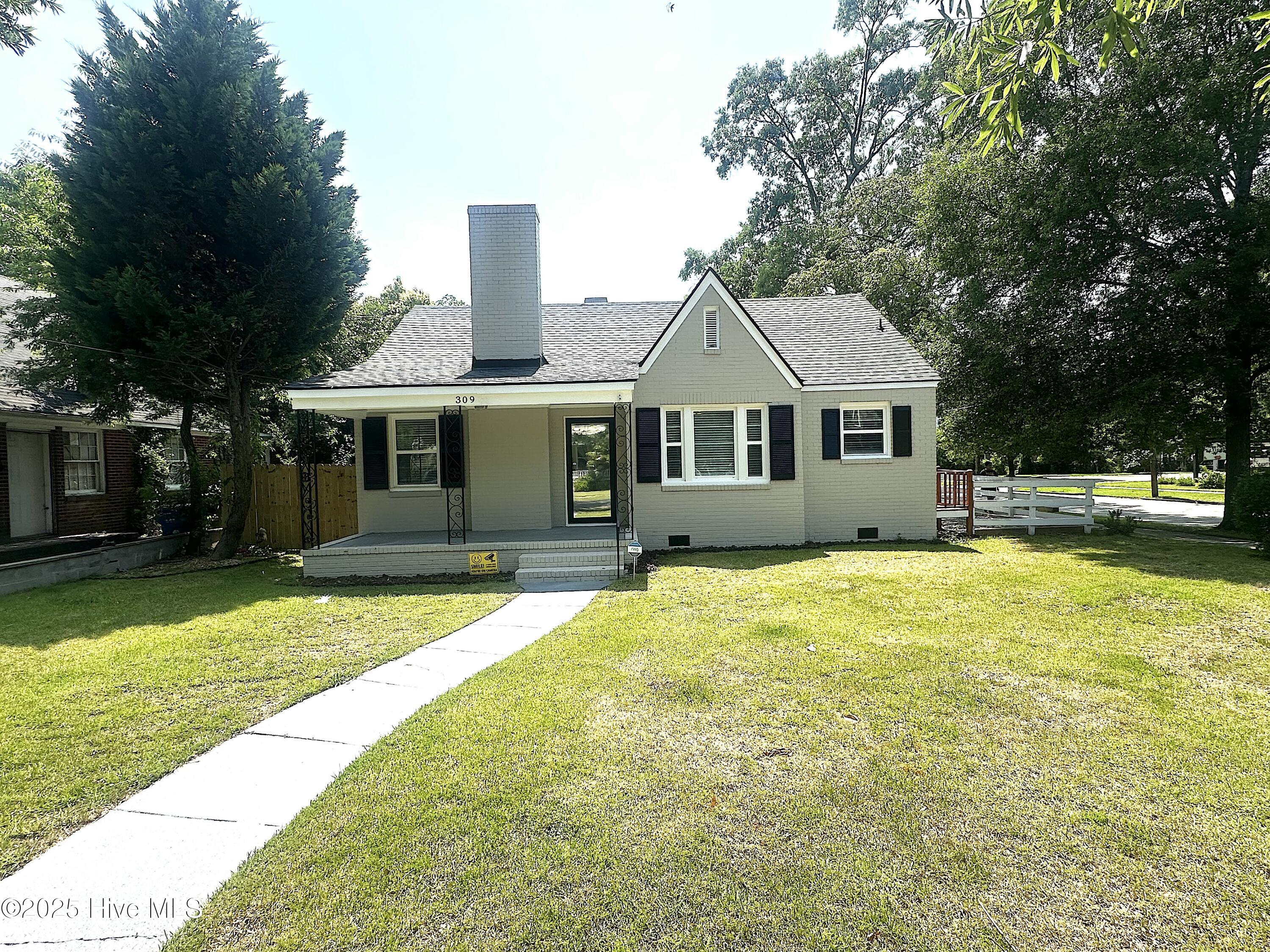 309 Broad Street Property Photo 1