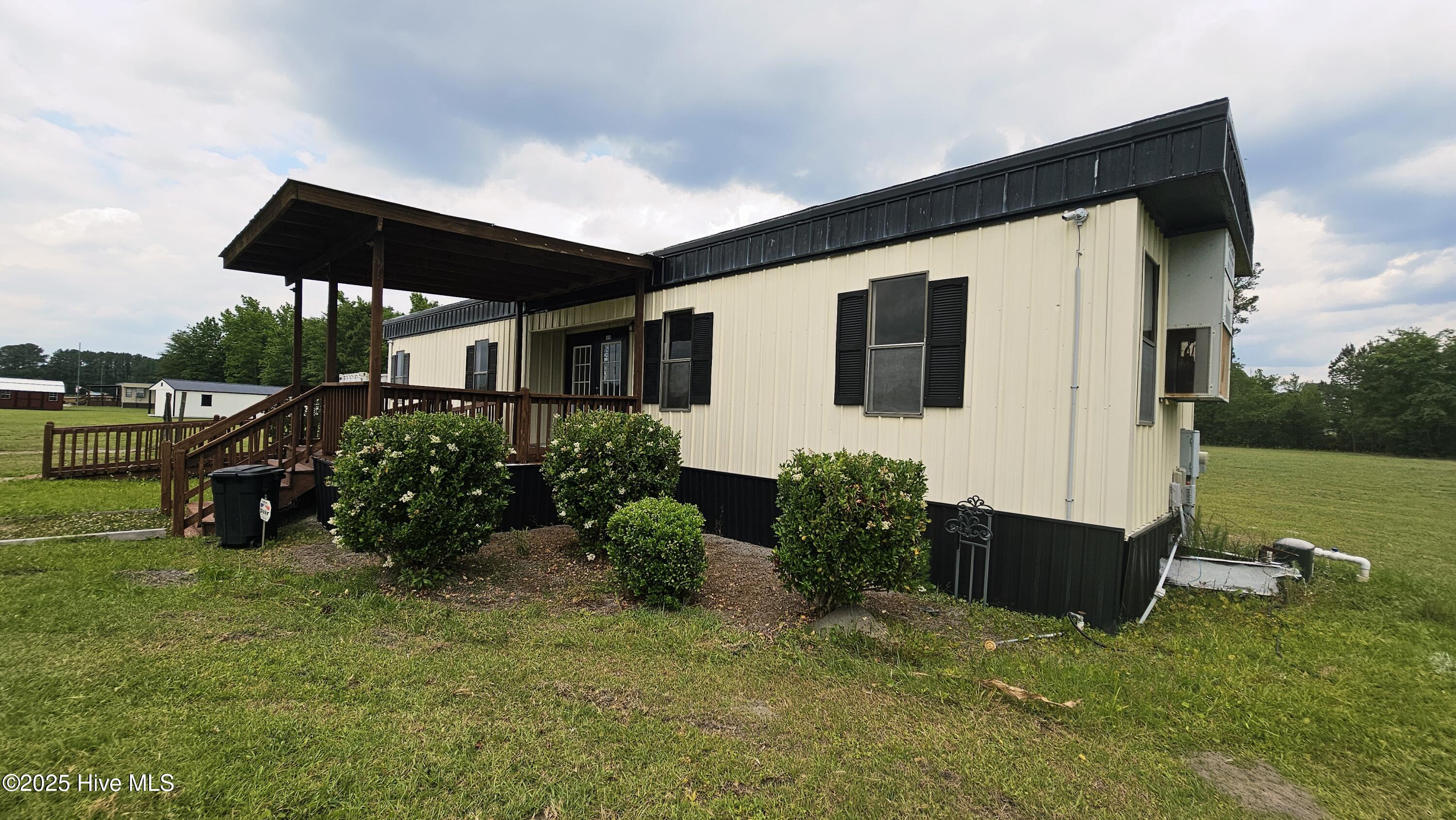 6020 Richlands Highway Property Photo 3