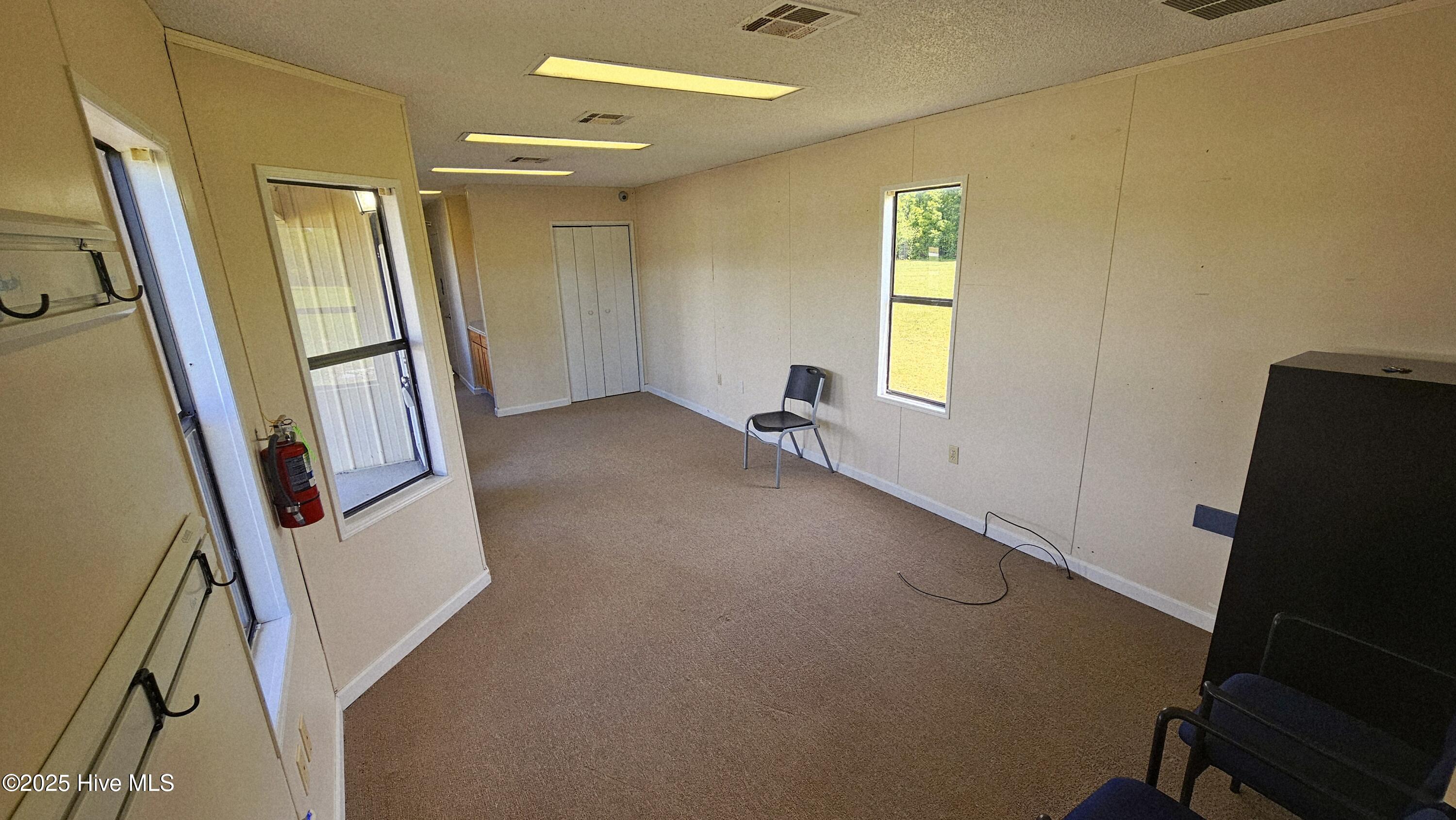 6020 Richlands Highway Property Photo 8