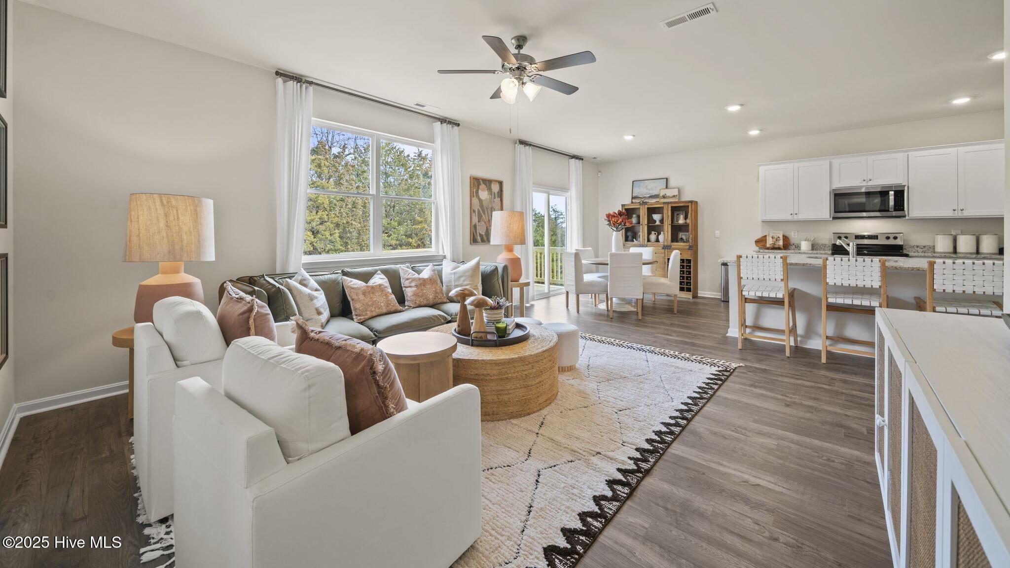 103 Pecan Court Property Photo 17