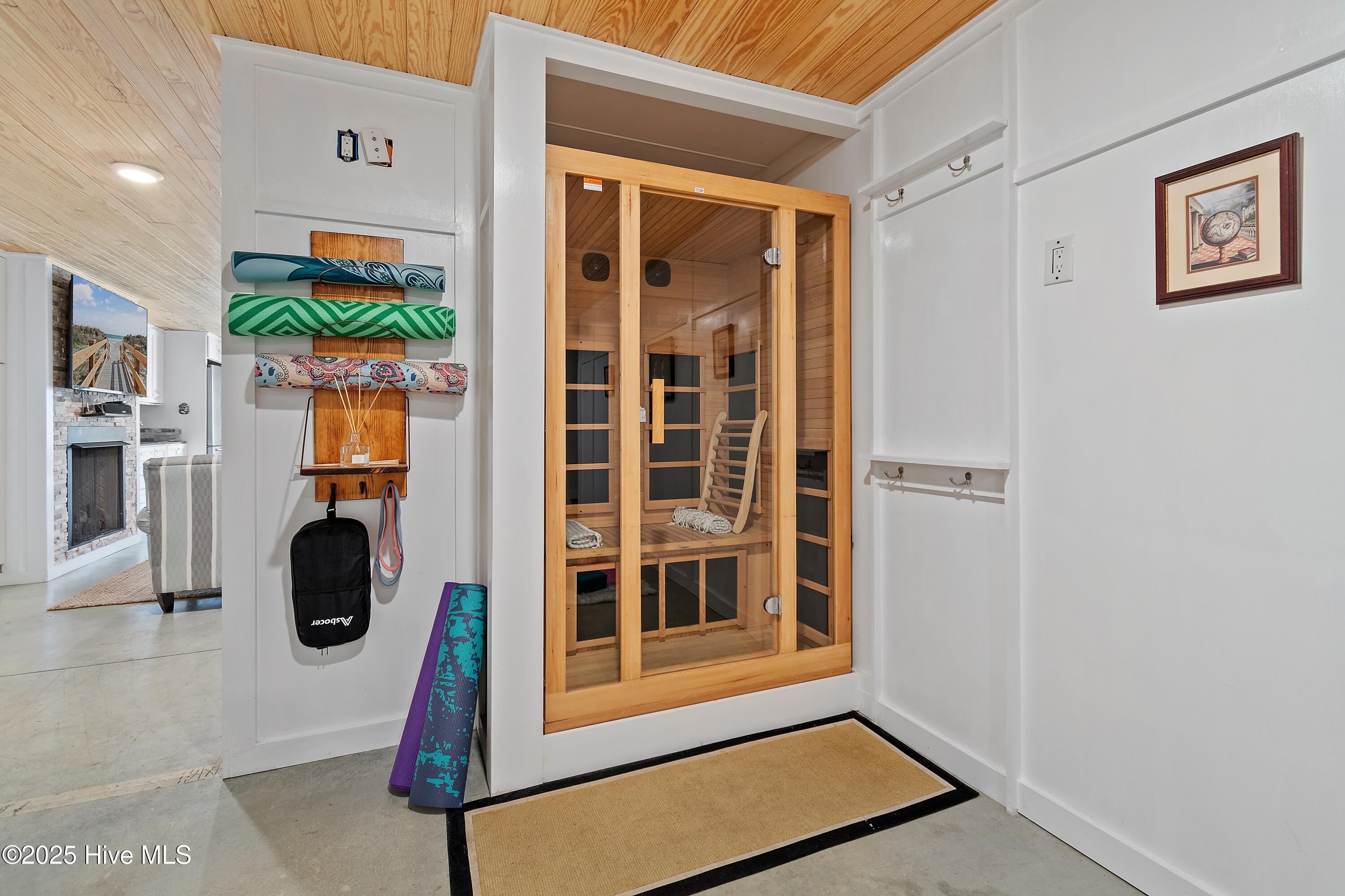 107 Waterway Crossing Court Property Photo 47