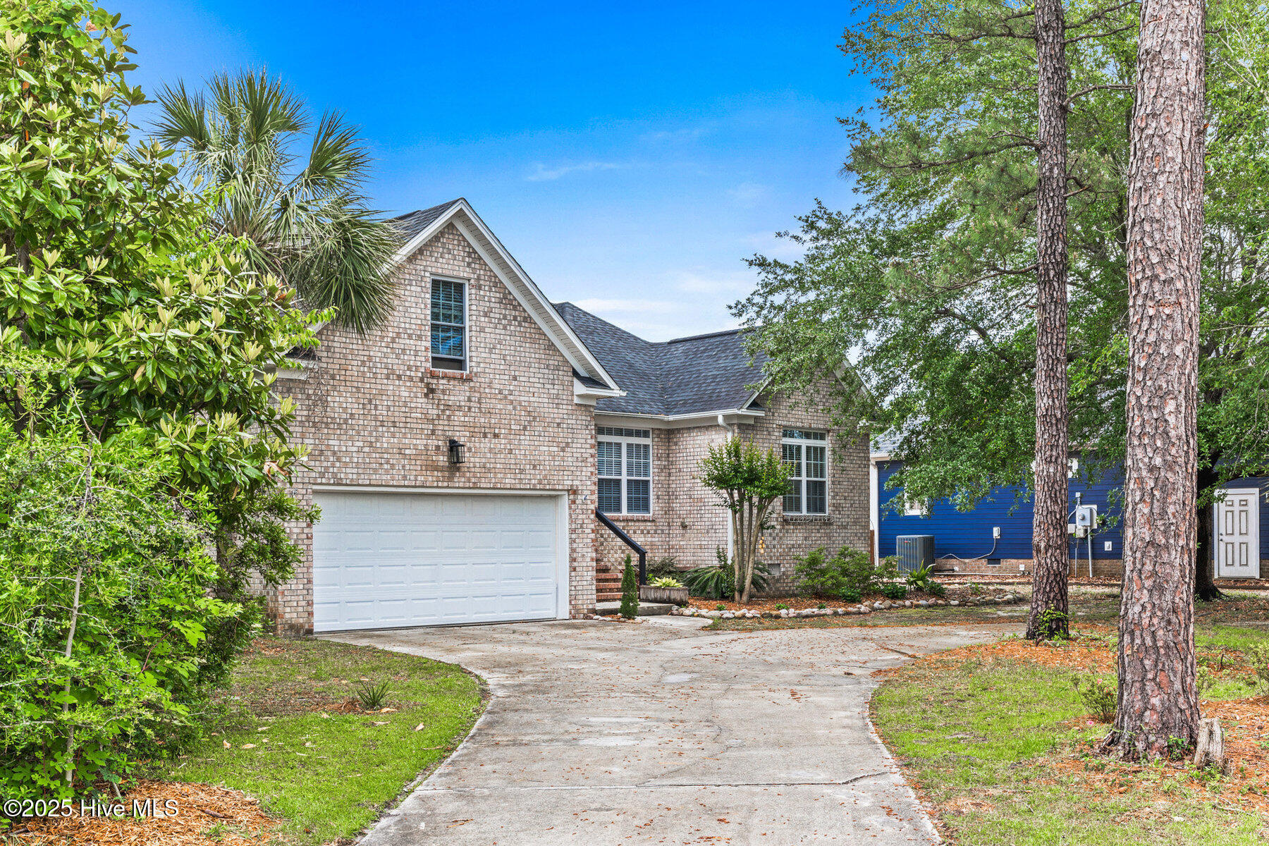 8403 Wingfoot Way Property Photo 3