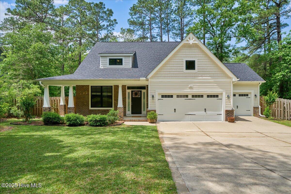 11 Bedford Circle Property Photo